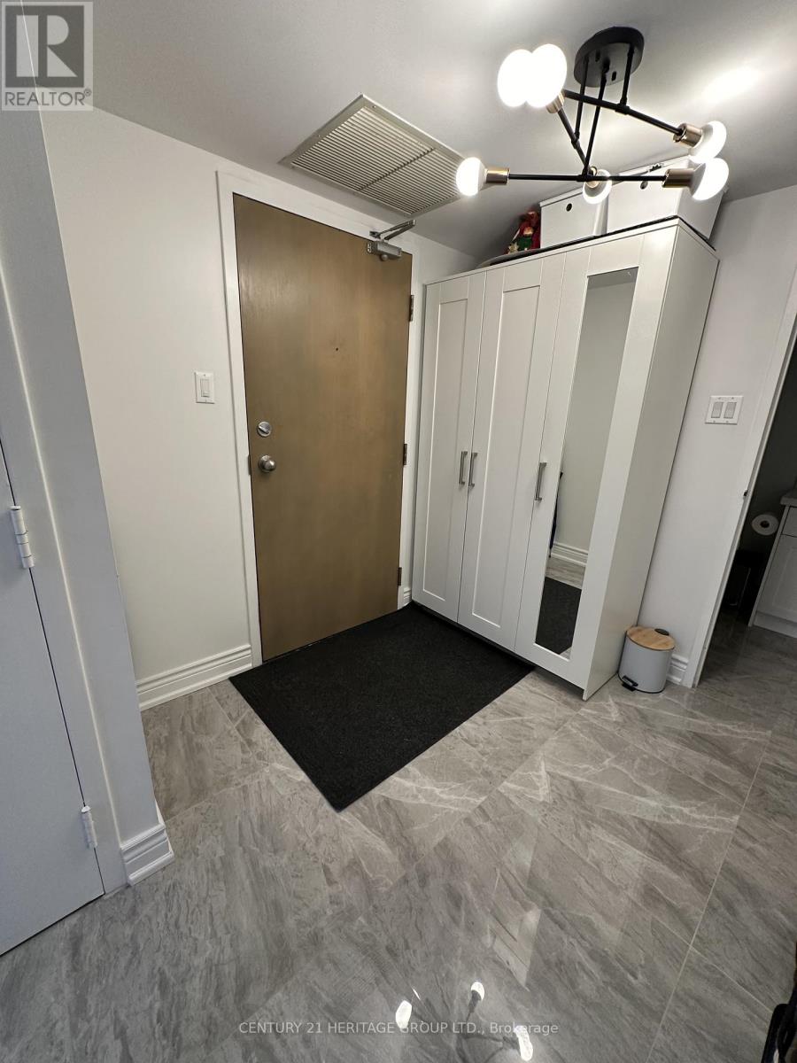 2808 - 1001 Bay Street, Toronto, Ontario  M5S 3A6 - Photo 6 - C12611034