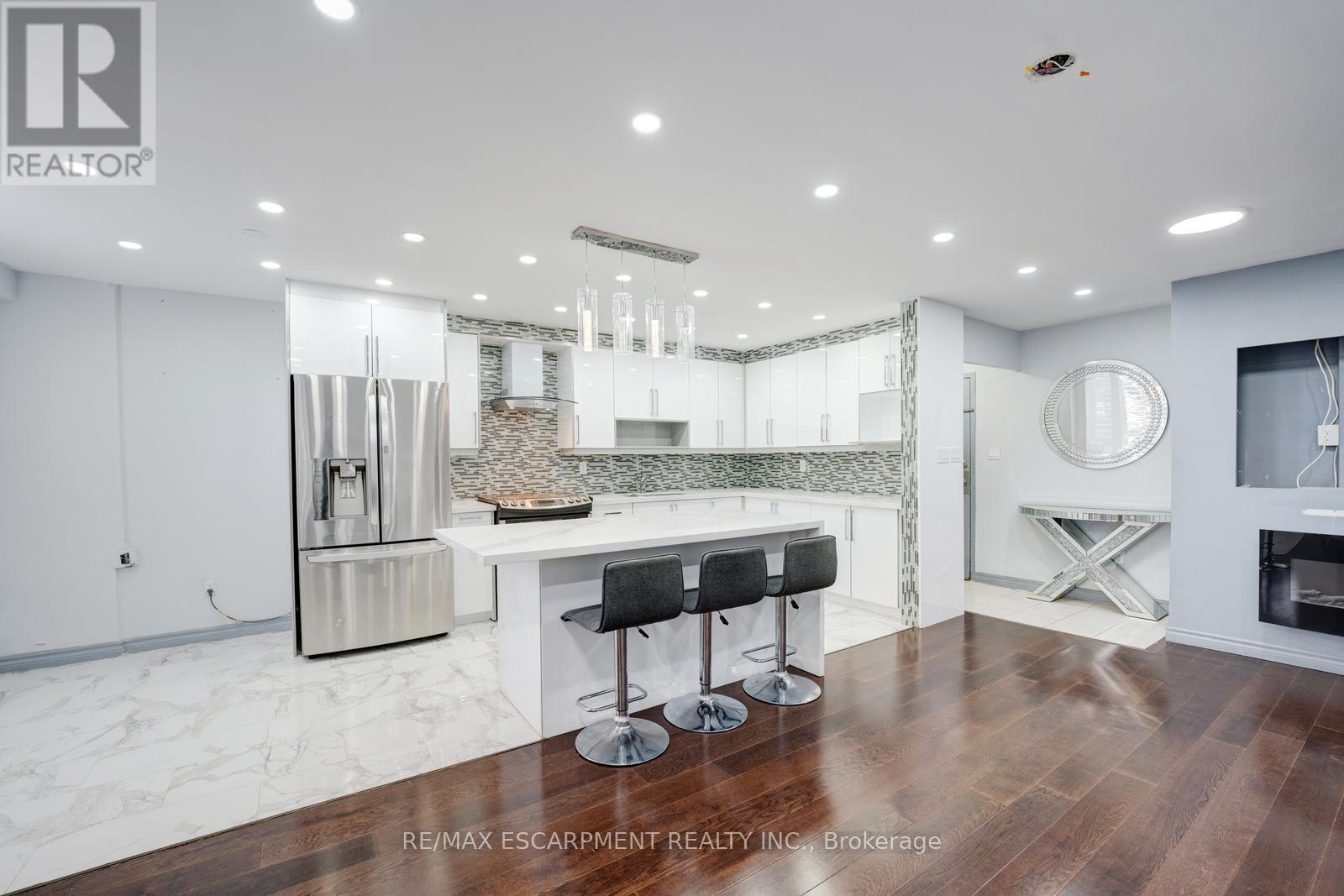 206 - 10 Edgecliff Golfway, Toronto, Ontario M3C 3A3 - Photo 11 - C12611044