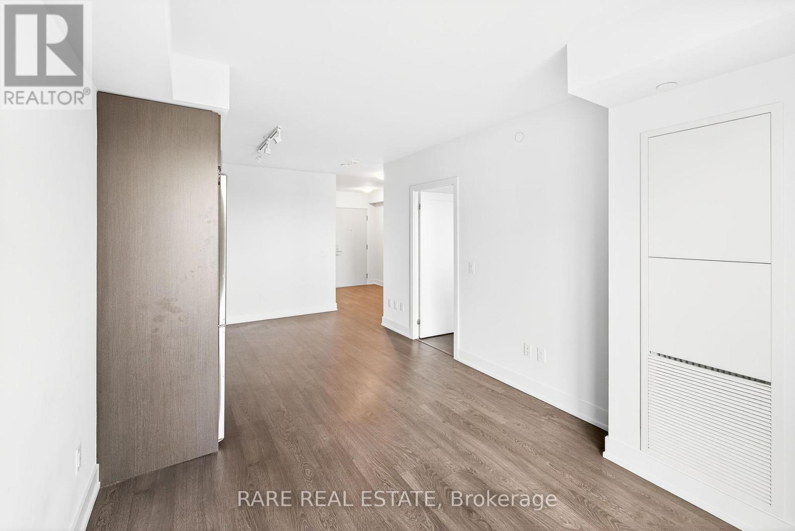 2550 Simcoe Street, Oshawa, Ontario  L1L 0R5 - Photo 2 - E12610996