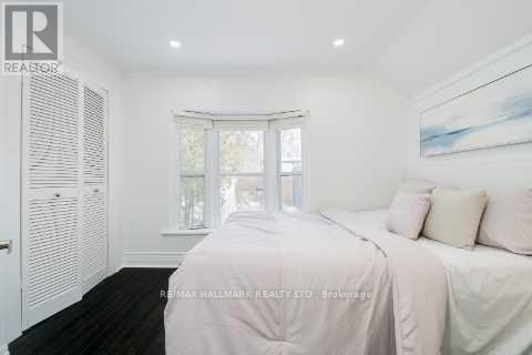 106 Willow Avenue, Toronto, Ontario  M4E 3K3 - Photo 11 - E12483437