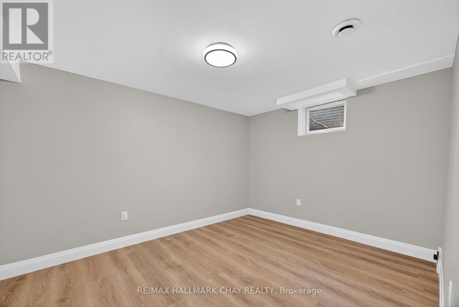 Lower - 13 Michelle Drive, Barrie, Ontario L4N 5Y1 - Photo 12 - S12611036