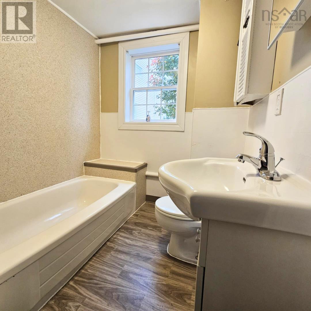 97 Fisher Street, Sydney, Nova Scotia  B1N 1R2 - Photo 25 - 202526125