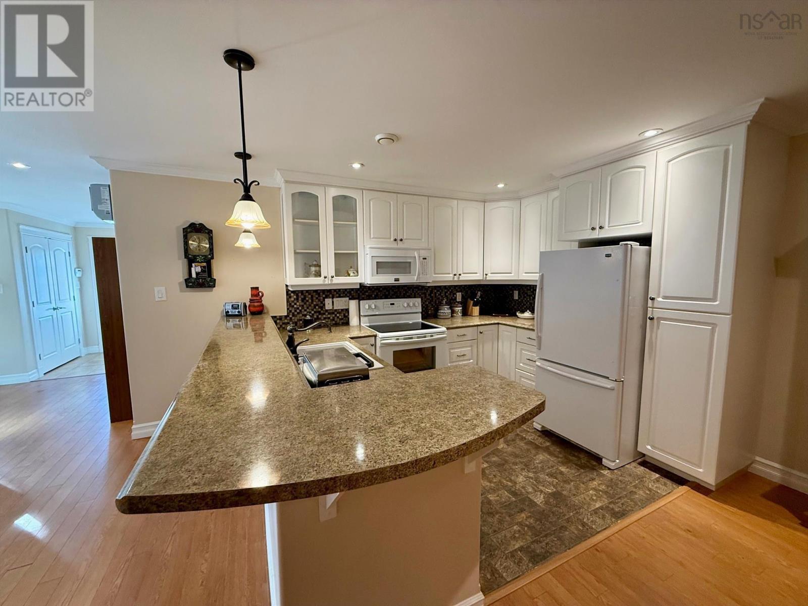 378 Glen Allan Drive, Bridgewater, Nova Scotia  B4V 0A9 - Photo 12 - 202529154