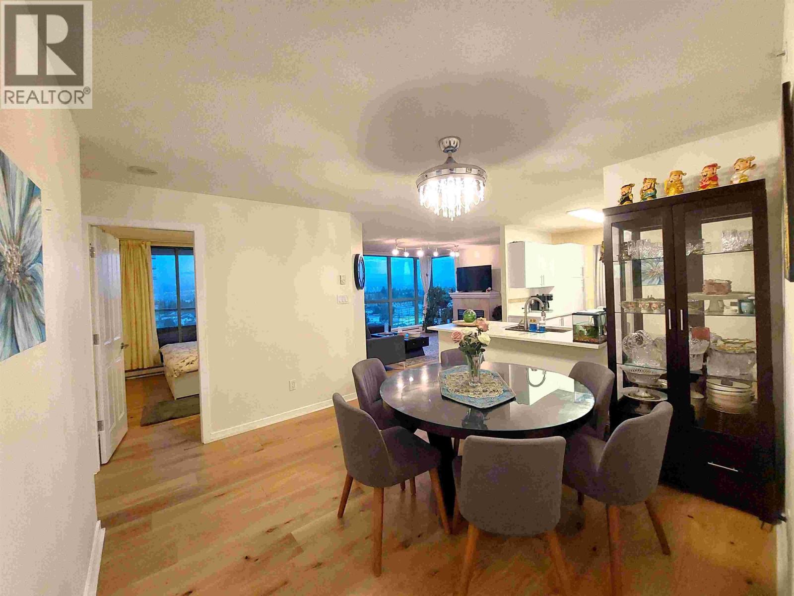 1401 6659 Southoaks Crescent, Burnaby, British Columbia  V5E 4M9 - Photo 6 - R3067675