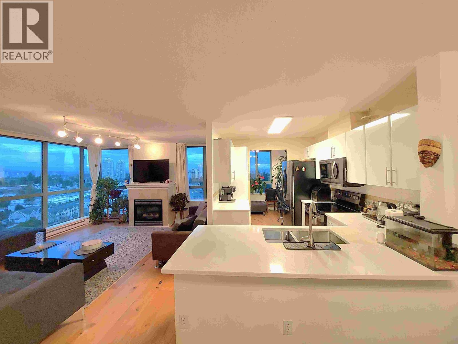 1401 6659 Southoaks Crescent, Burnaby, British Columbia  V5E 4M9 - Photo 10 - R3067675