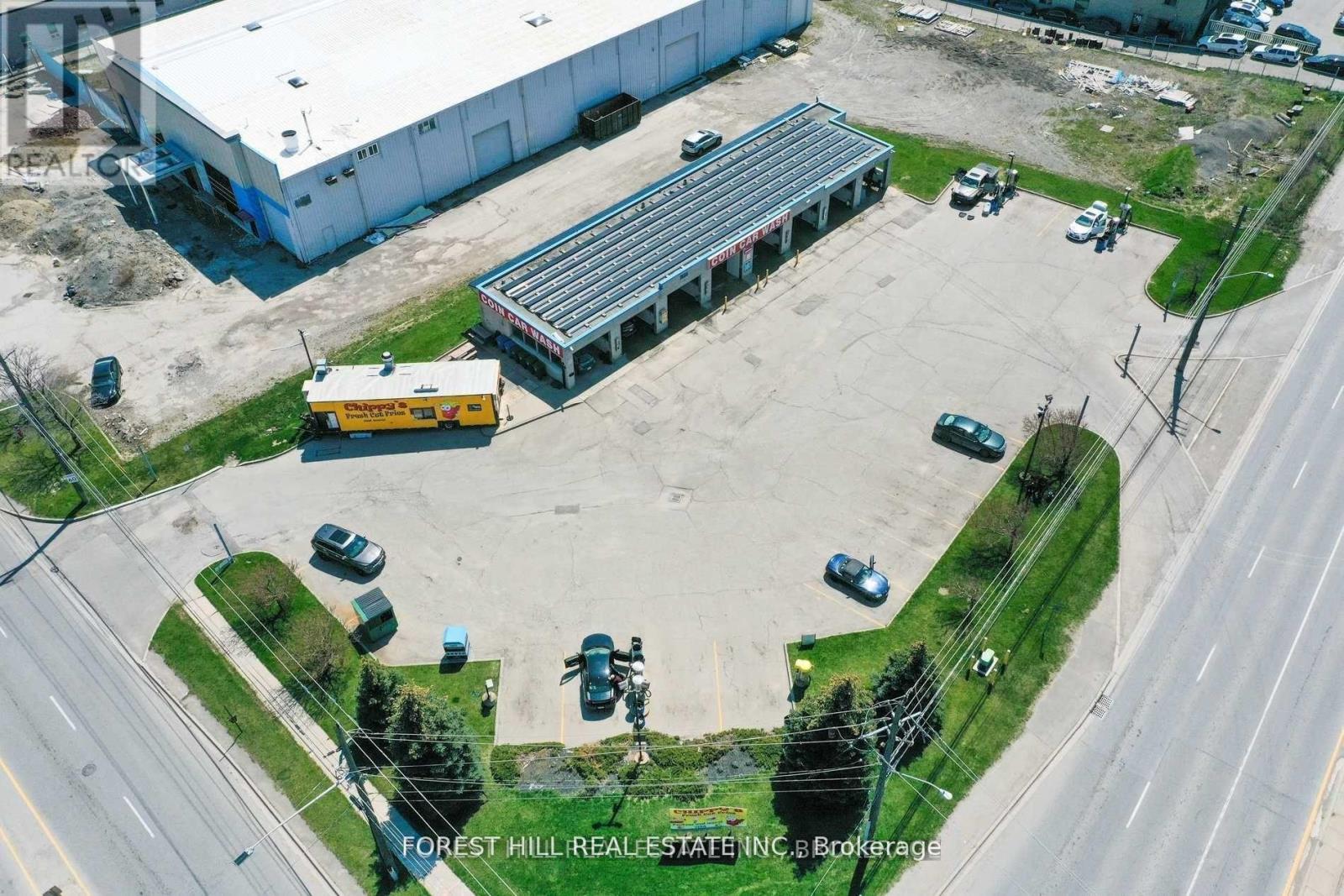 2524 Royal Windsor Drive, Oakville, Ontario  L5J 1K7 - Photo 13 - W12610976