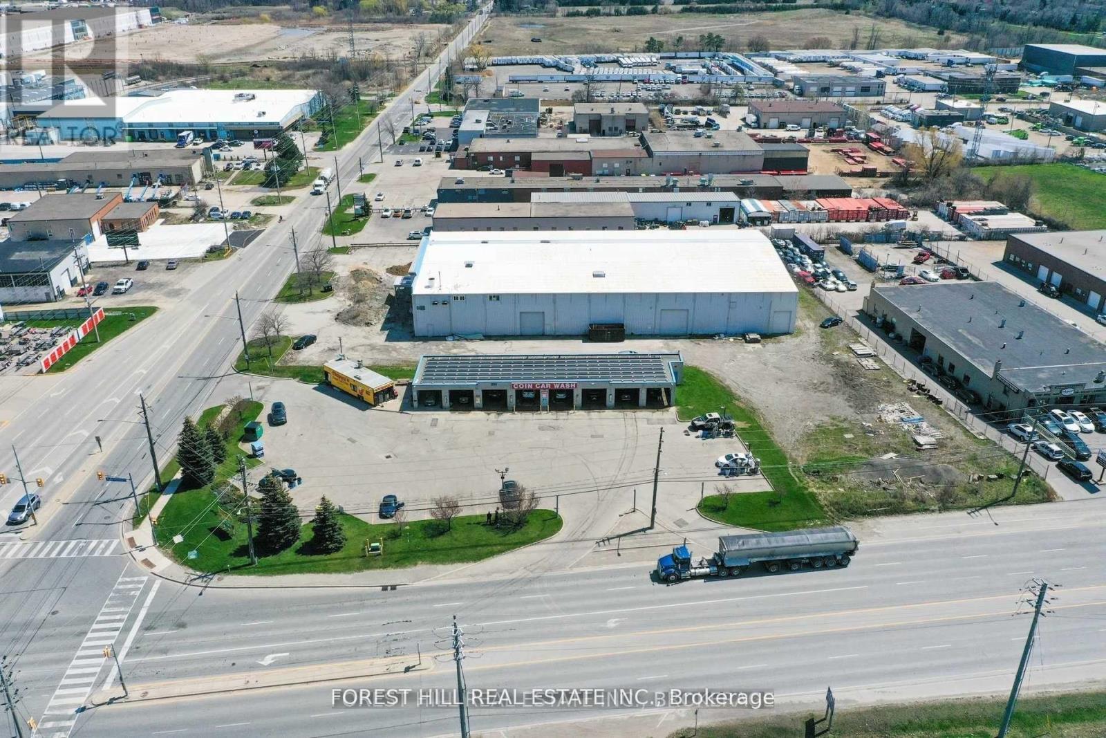 2524 Royal Windsor Drive, Oakville, Ontario  L5J 1K7 - Photo 14 - W12610976