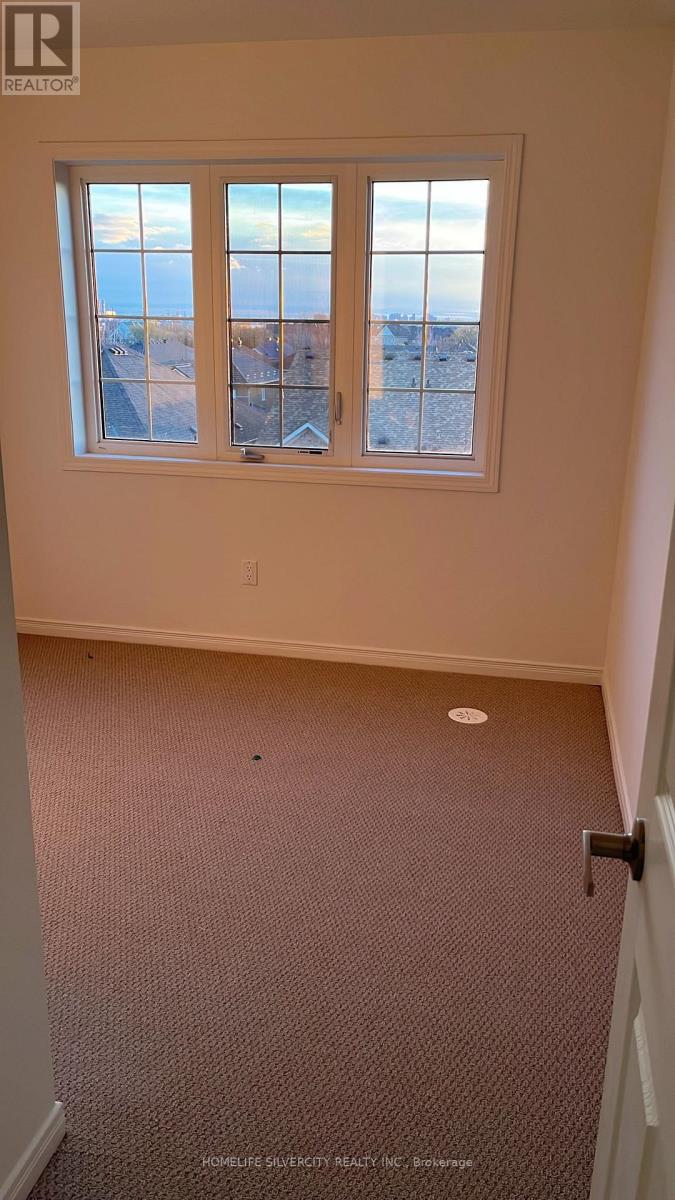 43-4360 Ebenezer Road, Brampton, Ontario  L6P 4S2 - Photo 4 - W12610990