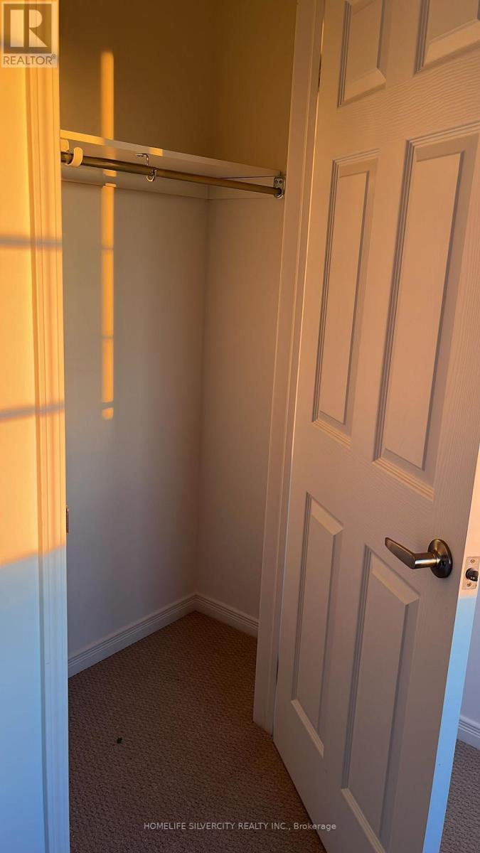 43-4360 Ebenezer Road, Brampton, Ontario  L6P 4S2 - Photo 5 - W12610990