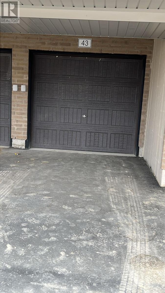 43-4360 Ebenezer Road, Brampton, Ontario  L6P 4S2 - Photo 8 - W12610990