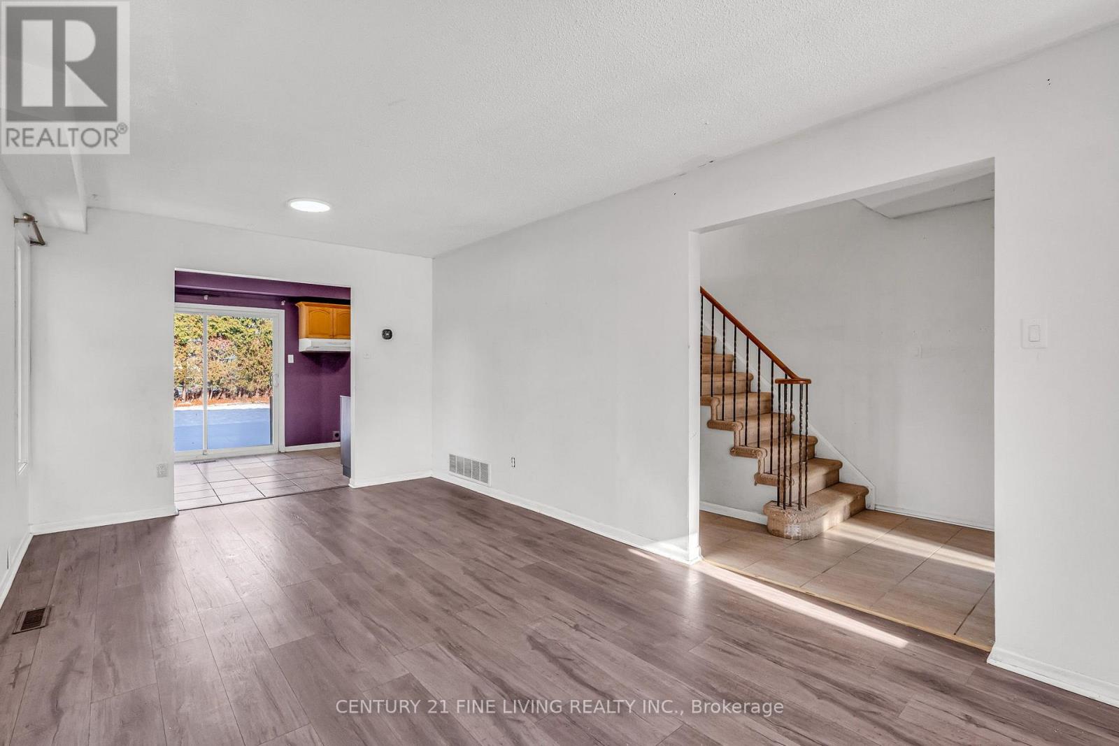 50 Luminous Court, Brampton, Ontario  L6Z 2B3 - Photo 6 - W12611012