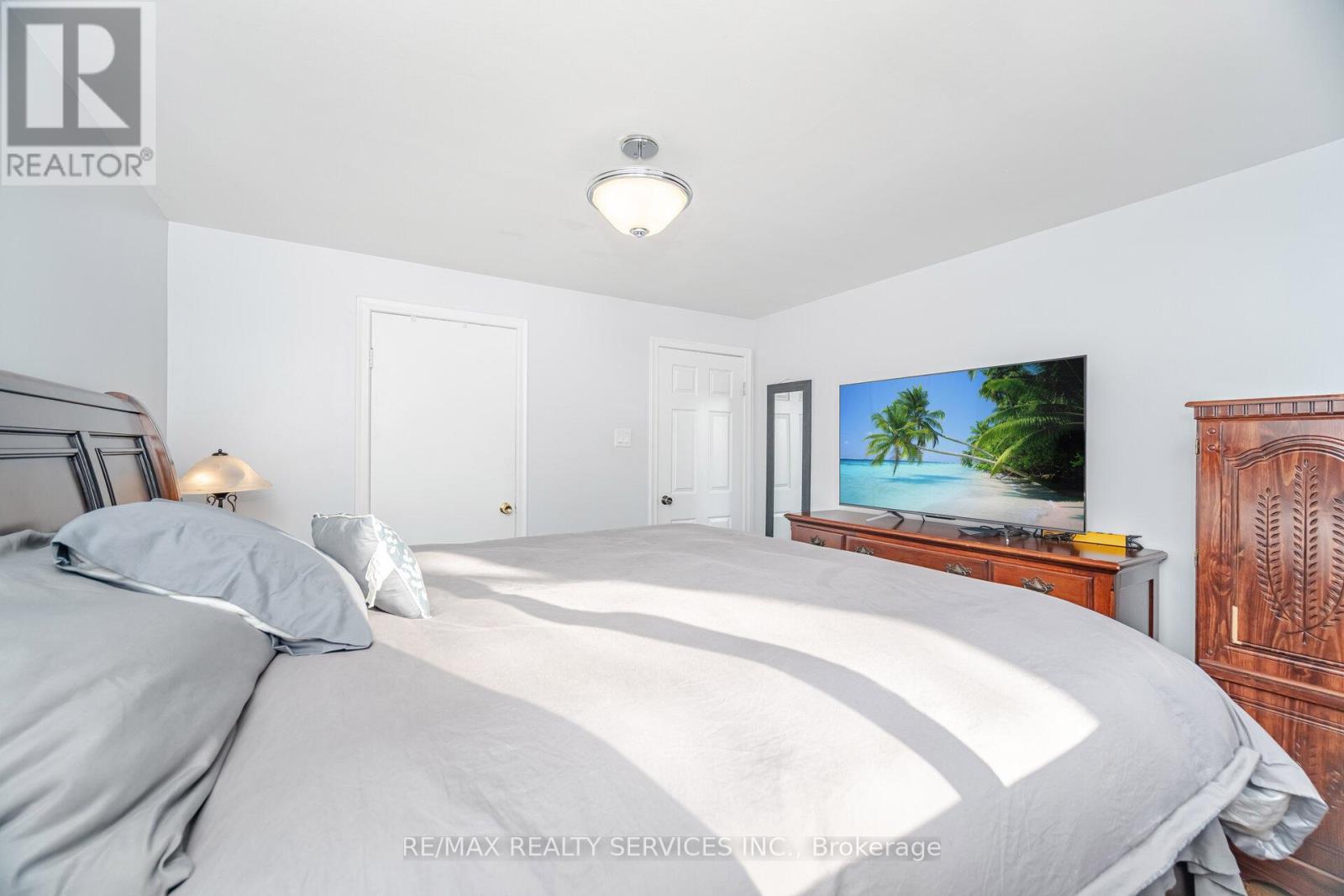 9 Aintree Crescent, Brampton, Ontario  L6T 2T3 - Photo 23 - W12611016