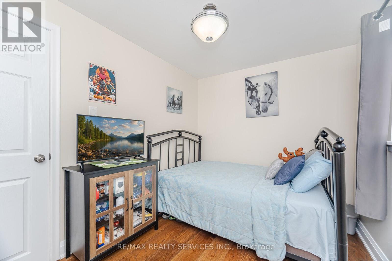 9 Aintree Crescent, Brampton, Ontario  L6T 2T3 - Photo 27 - W12611016