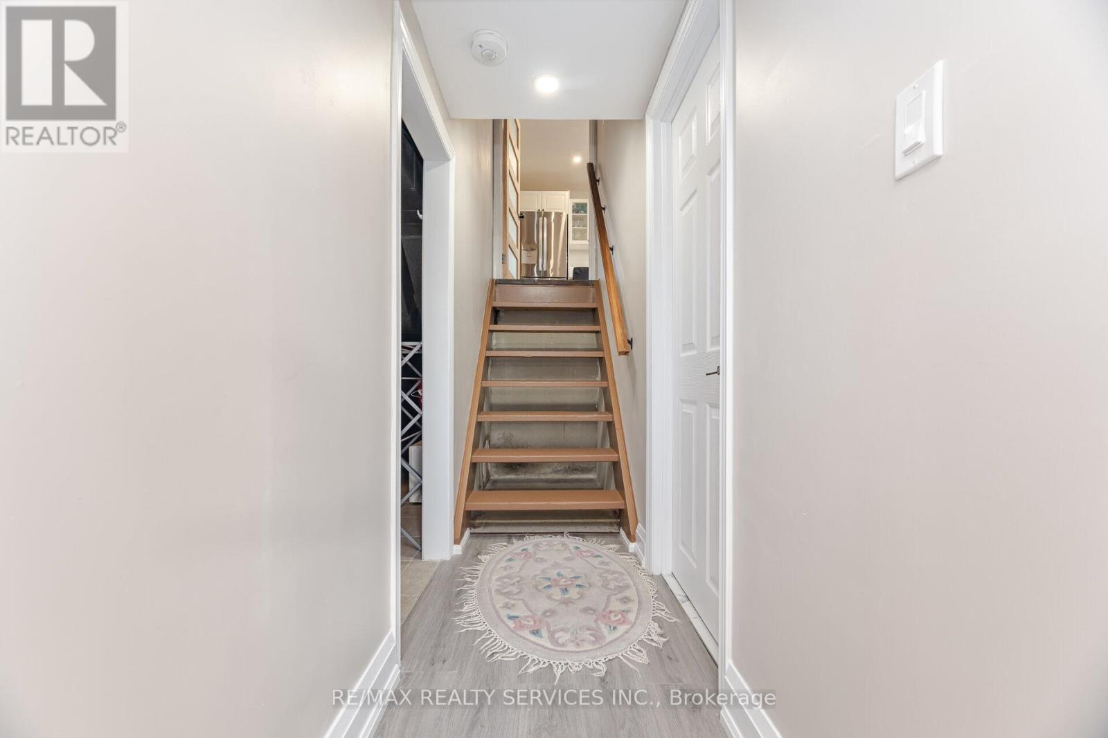 9 Aintree Crescent, Brampton, Ontario  L6T 2T3 - Photo 31 - W12611016