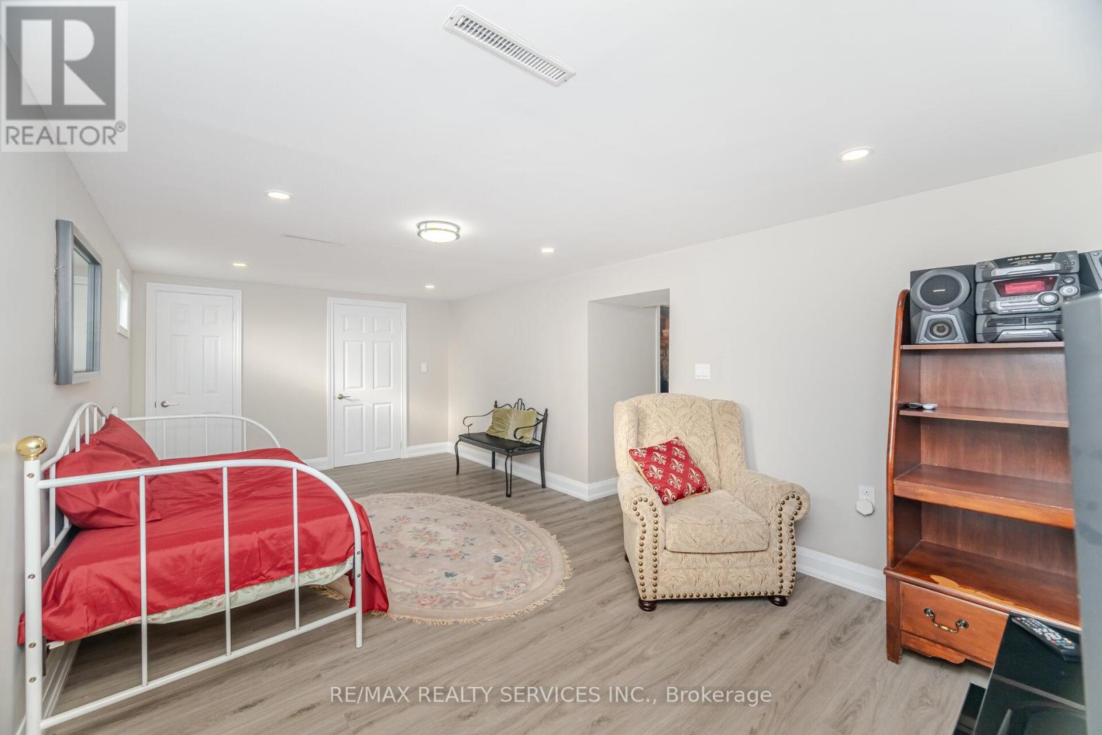 9 Aintree Crescent, Brampton, Ontario  L6T 2T3 - Photo 34 - W12611016