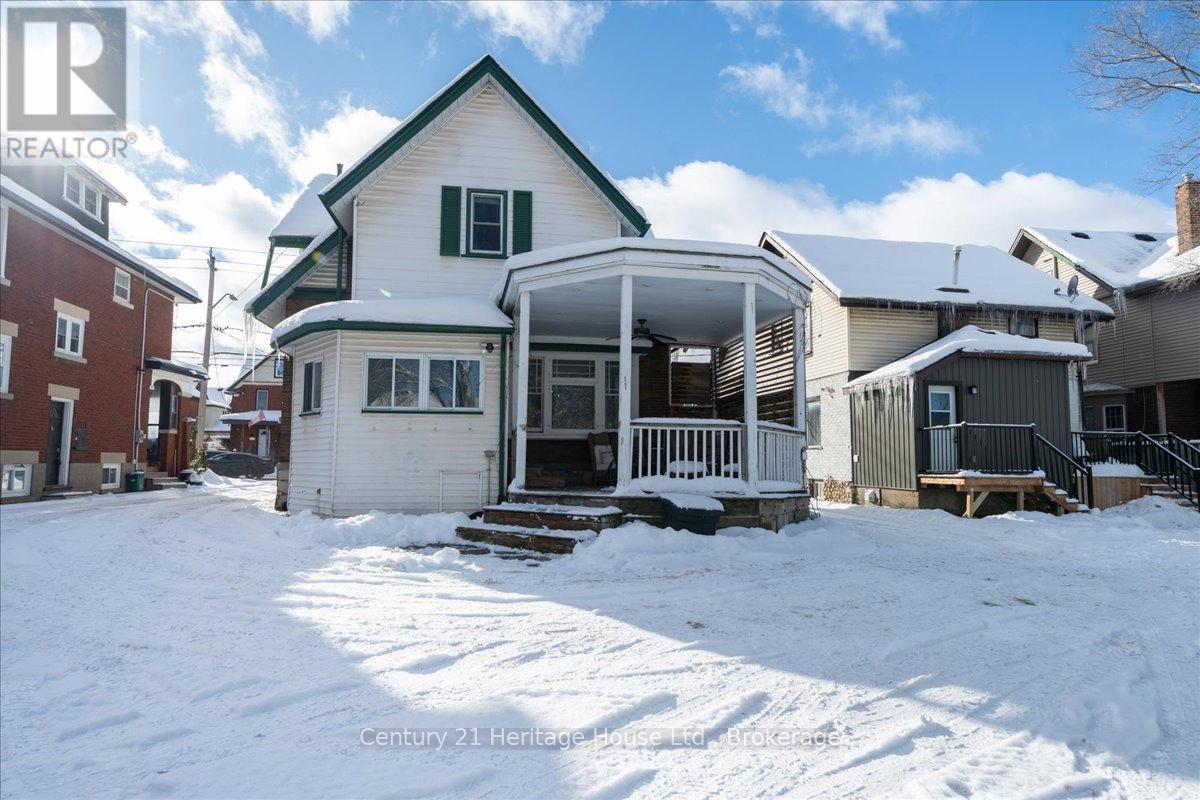 184 Weber Street E, Kitchener, Ontario  N2H 1E4 - Photo 27 - X12611052