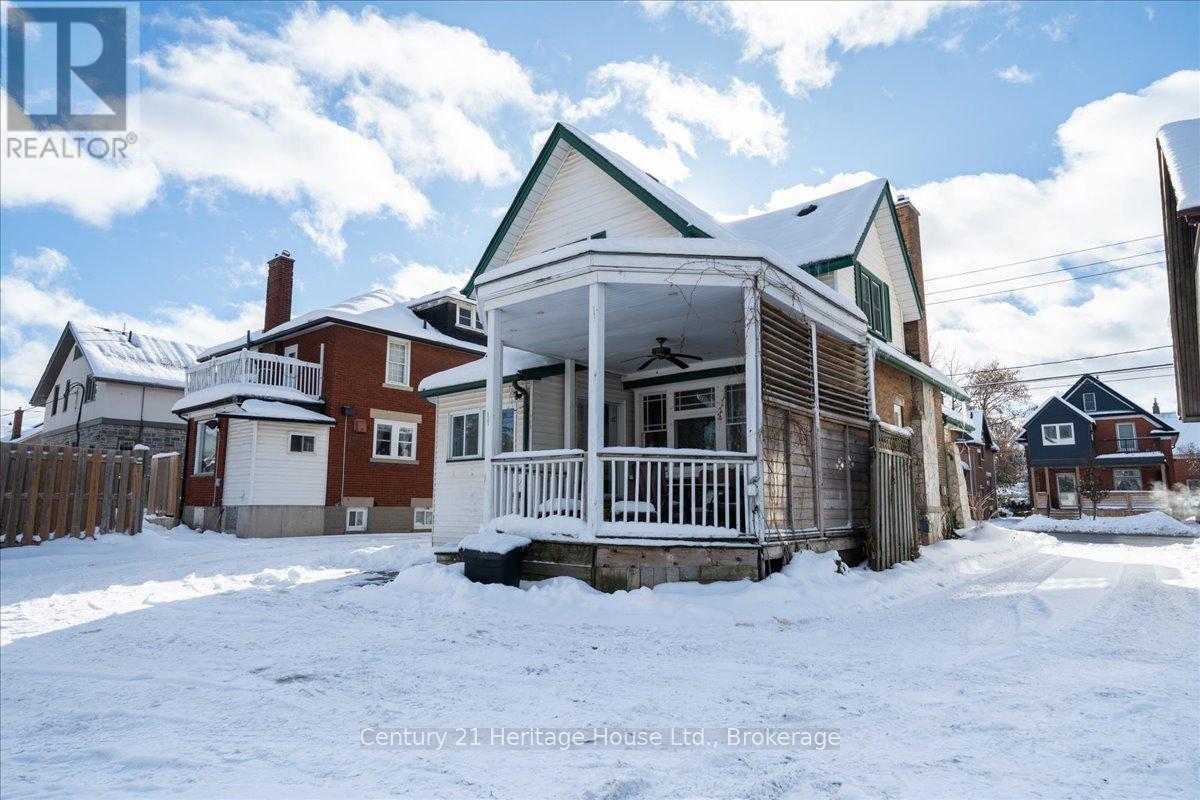184 Weber Street E, Kitchener, Ontario  N2H 1E4 - Photo 28 - X12611052