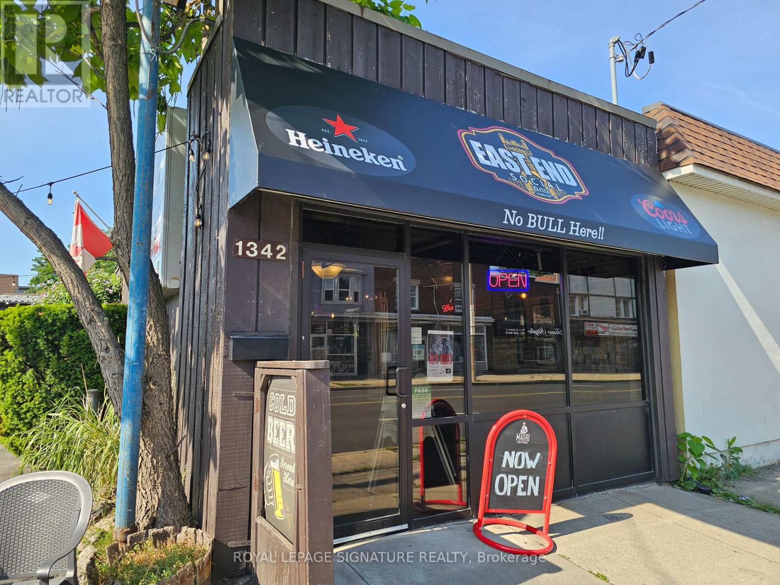 1342 MAIN STREET E, Hamilton, Ontario