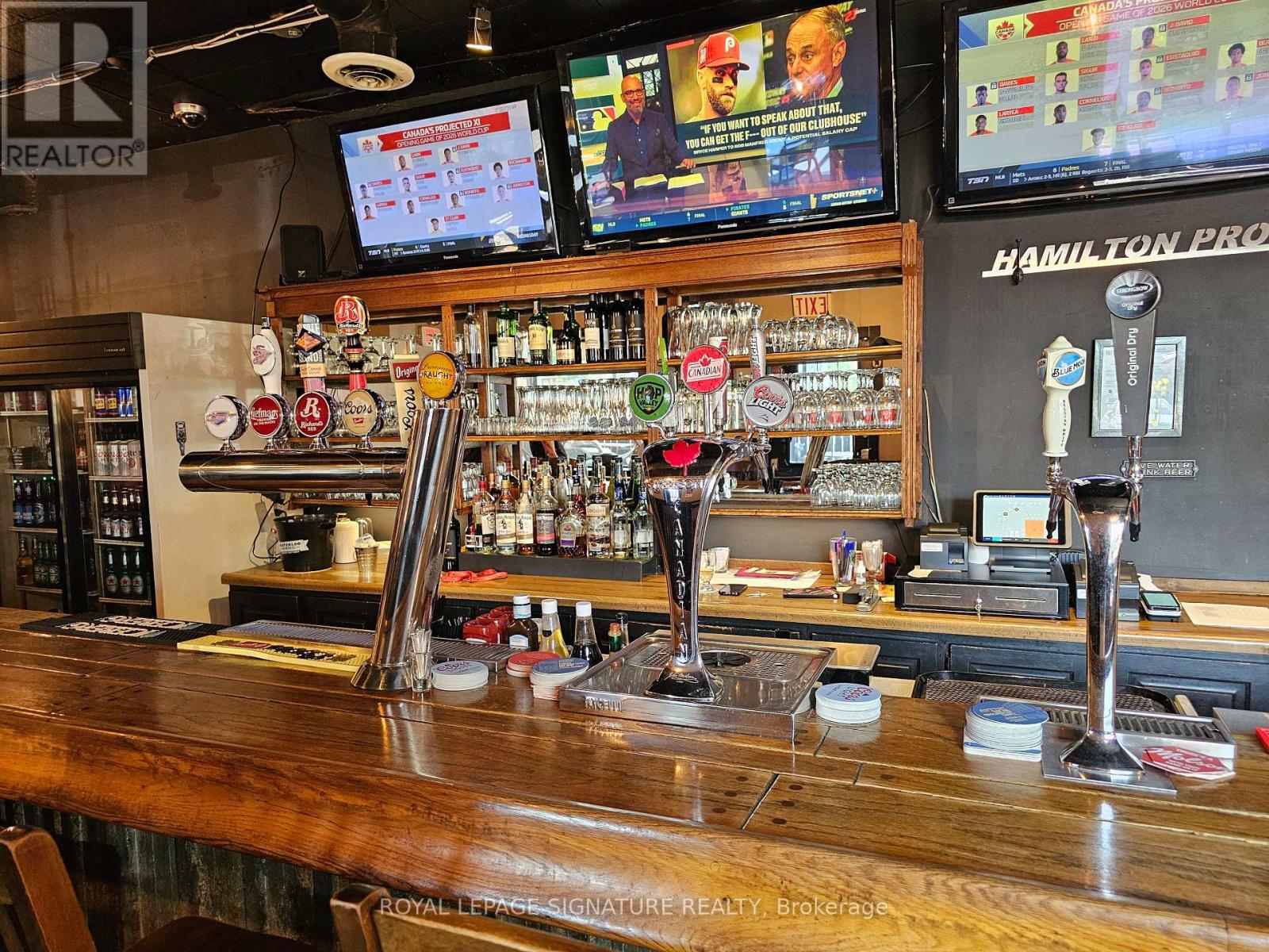 1342 Main Street E, Hamilton, Ontario  L8K 1B5 - Photo 6 - X12611032