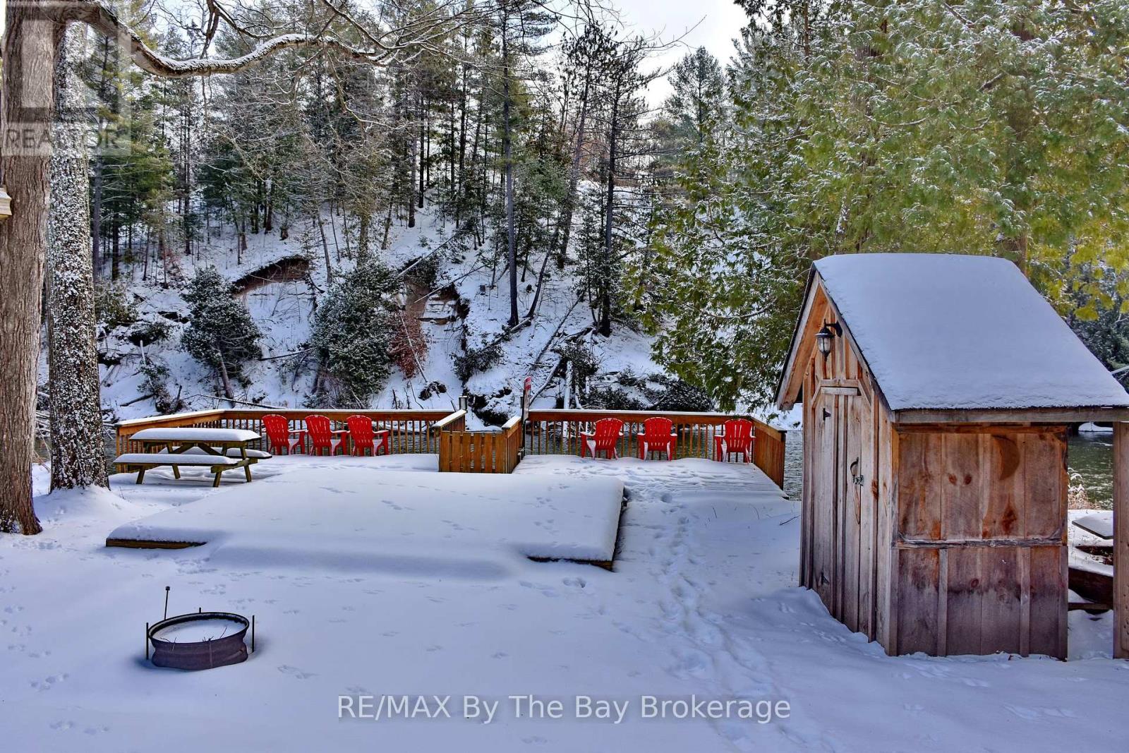 181 Knox Road E, Wasaga Beach, Ontario  L9Z 2T6 - Photo 3 - S12611064