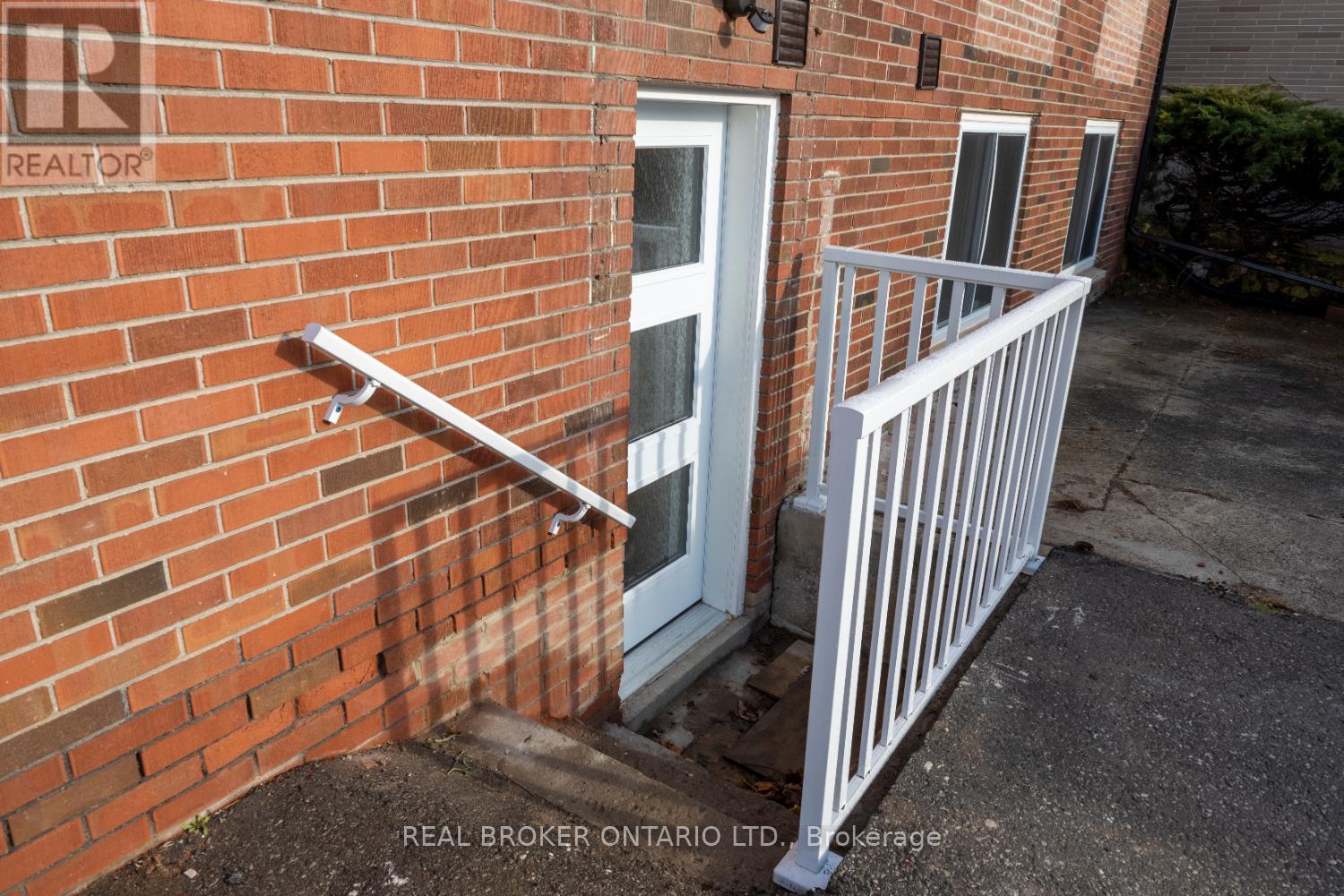 Lower - 685 Emerson Avenue, Oshawa, Ontario  L1H 3L2 - Photo 2 - E12611148