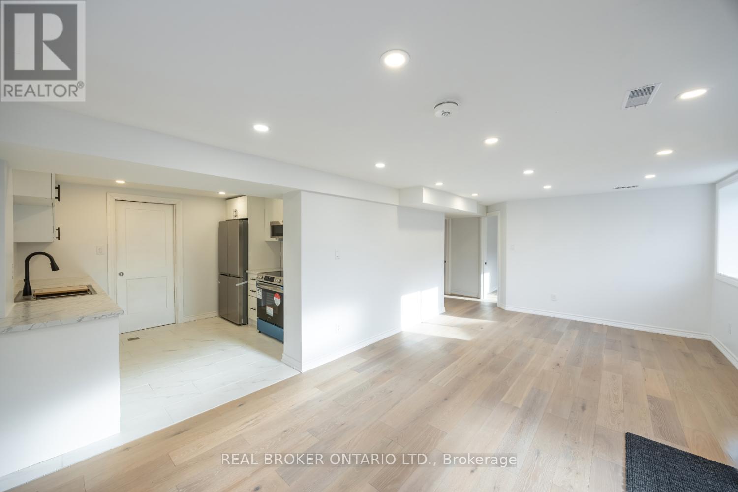 Lower - 685 Emerson Avenue, Oshawa, Ontario  L1H 3L2 - Photo 6 - E12611148