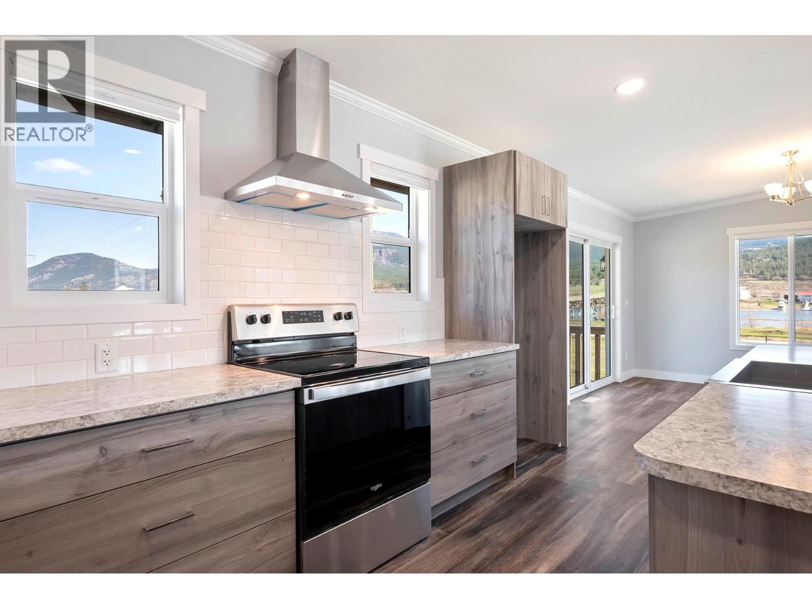 5005 RIVER Road Unit# 153 Pritchard Photo 11 5005 RIVER Road Unit# 153 Pritchard Photo 11