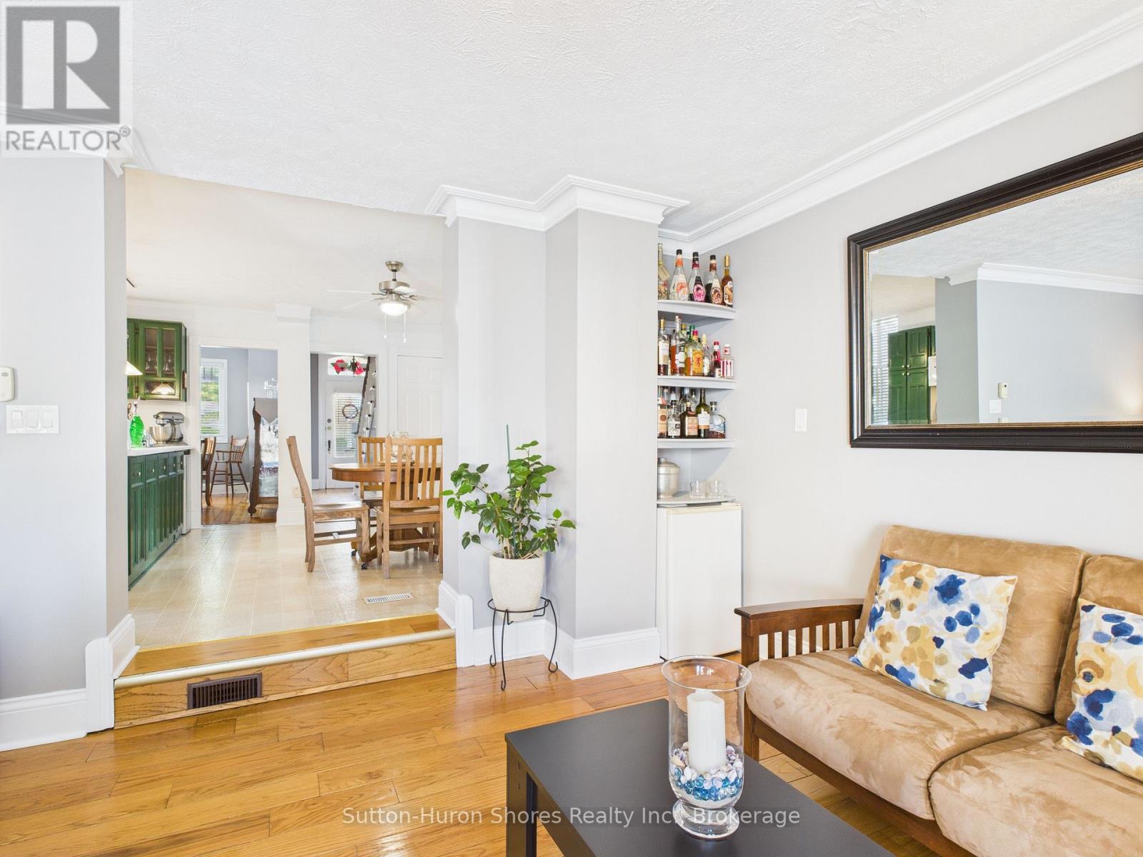 668, 662 Gustavus Street, Saugeen Shores, Ontario  N0H 2C0 - Photo 14 - X12611144