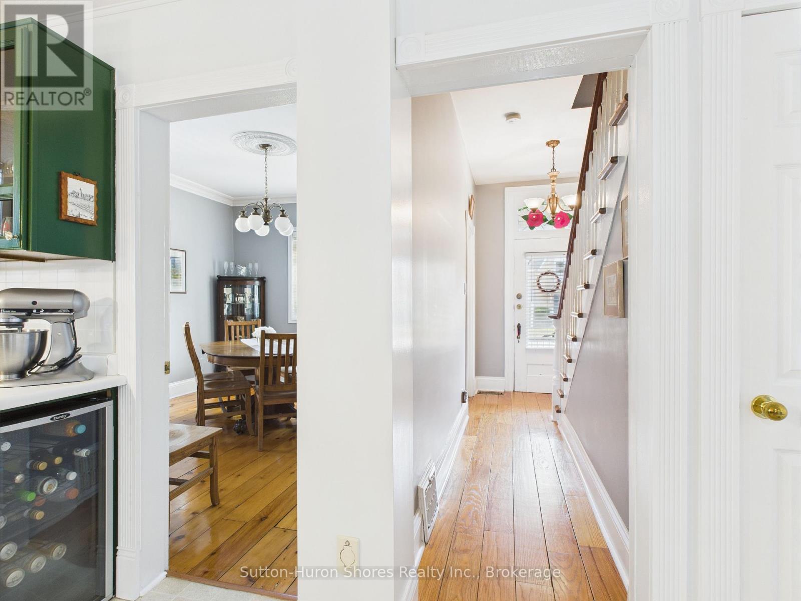 668, 662 Gustavus Street, Saugeen Shores, Ontario  N0H 2C0 - Photo 17 - X12611144