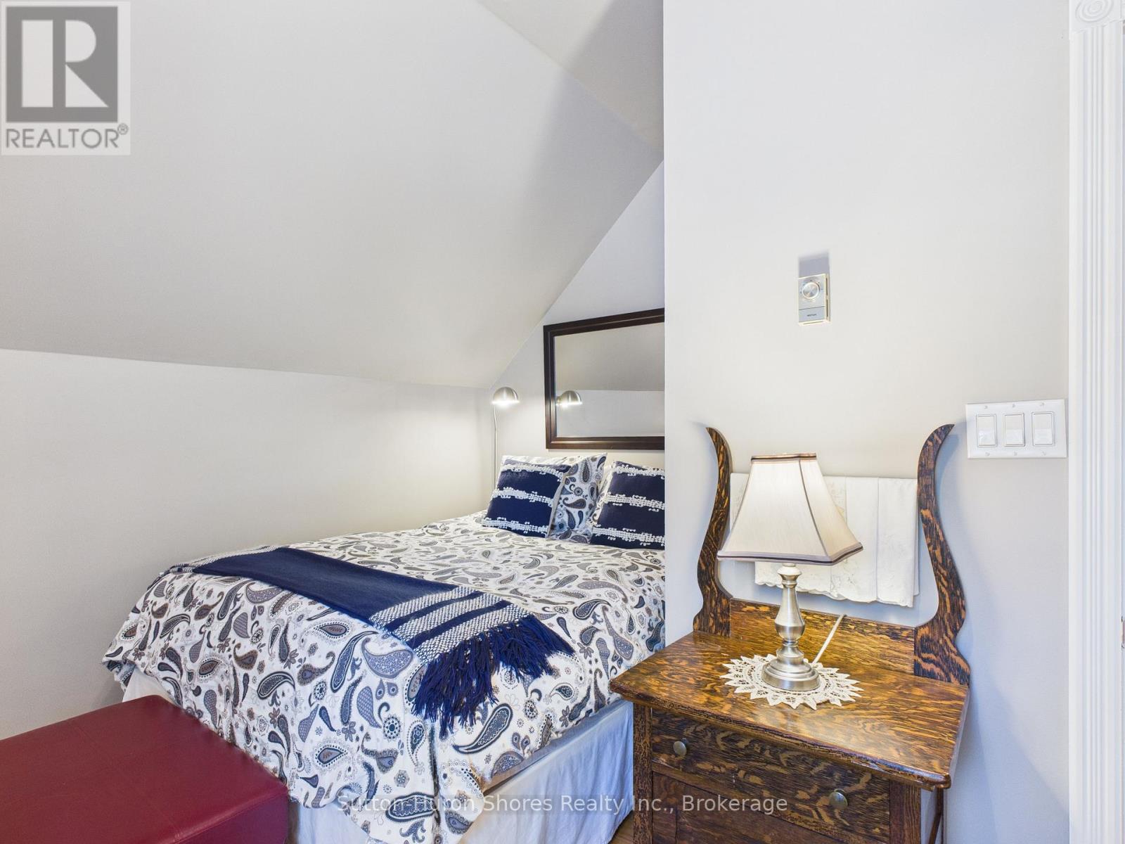 668, 662 Gustavus Street, Saugeen Shores, Ontario  N0H 2C0 - Photo 22 - X12611144