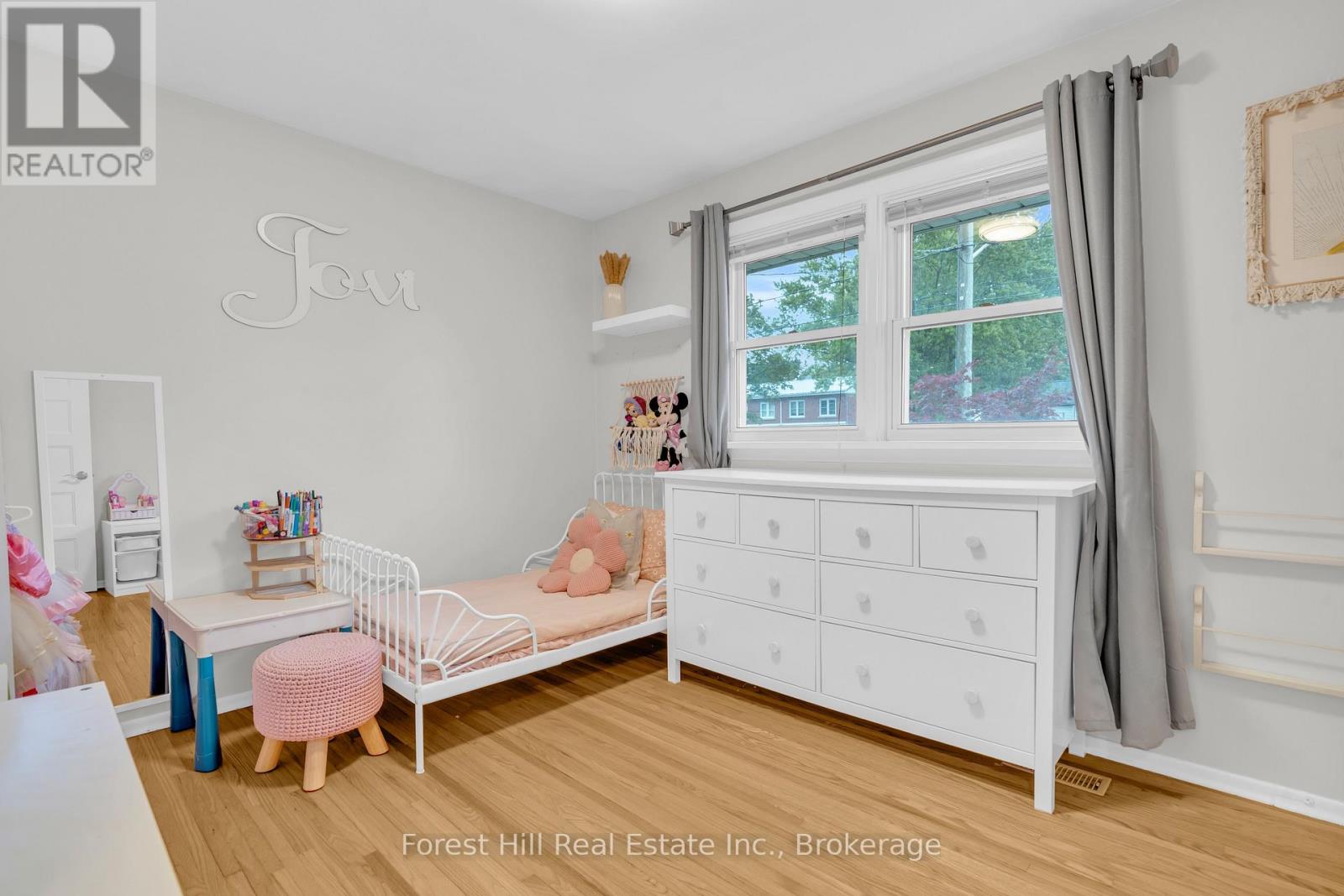 239 Clarke Street N, Woodstock (Woodstock - North), Ontario  N4S 7M8 - Photo 12 - X12611204