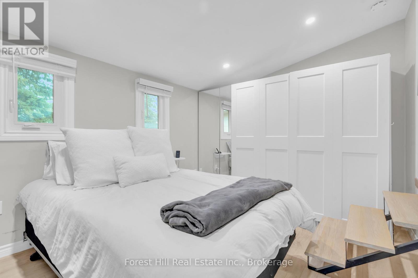 239 Clarke Street N, Woodstock (Woodstock - North), Ontario  N4S 7M8 - Photo 20 - X12611204