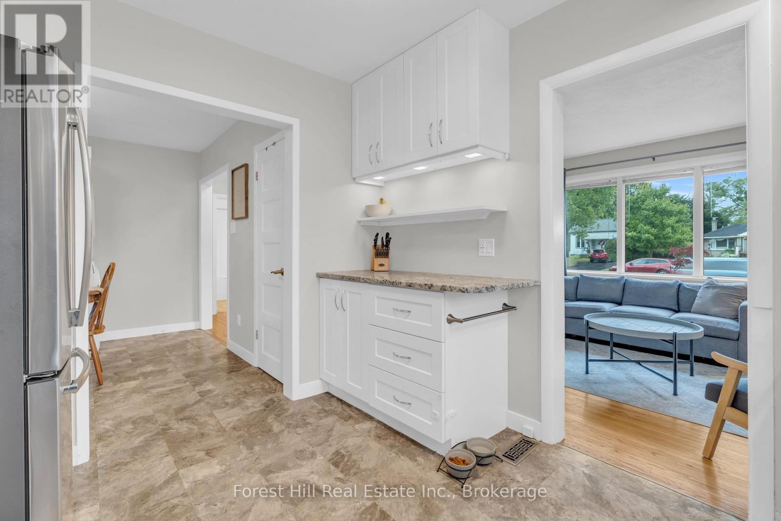 239 Clarke Street N, Woodstock (Woodstock - North), Ontario  N4S 7M8 - Photo 9 - X12611204