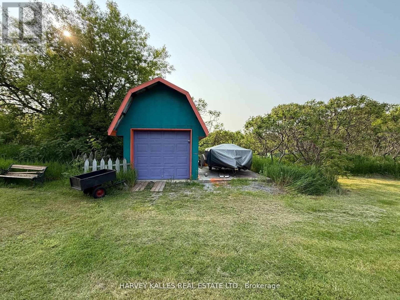 1032 County Road 13 Road, Prince Edward County, Ontario  K0K 2P0 - Photo 5 - X12611152