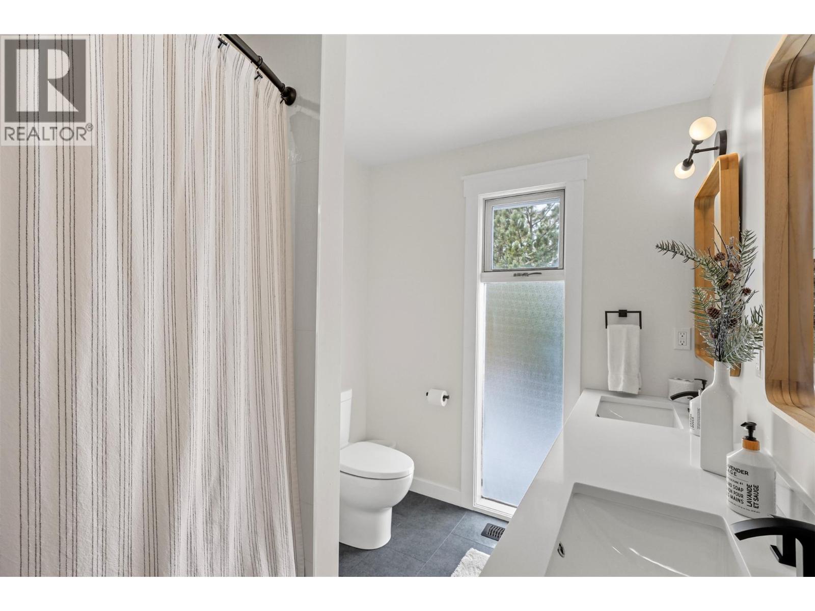 2010 High Country Boulevard, Kamloops, British Columbia  V2E 1L1 - Photo 33 - 10370831