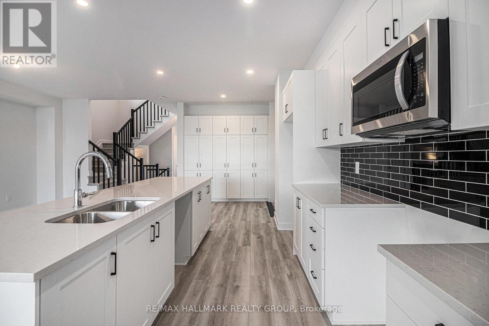 526 Reflection Street, Ottawa, Ontario  K1W 0S8 - Photo 15 - X12611194