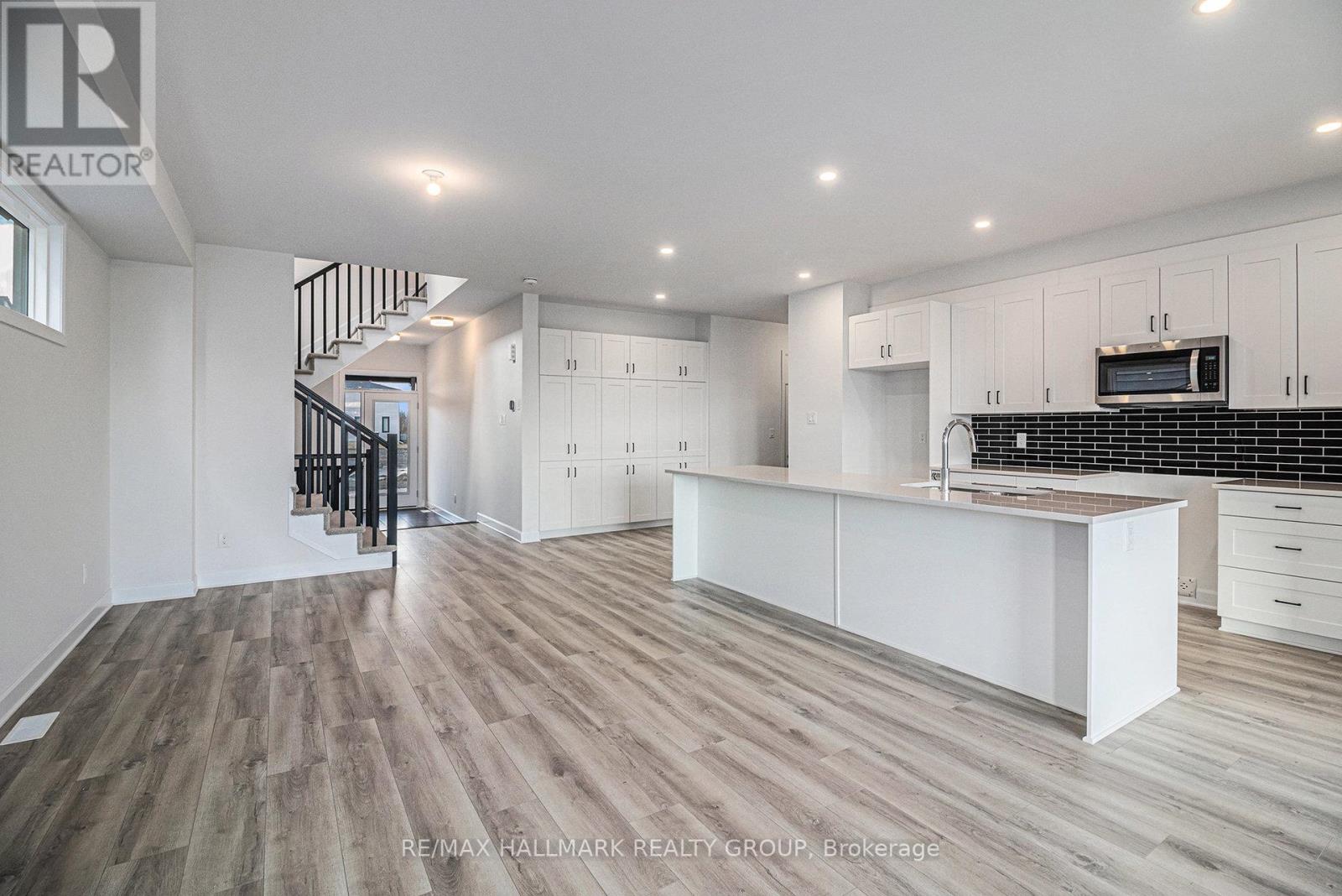 526 Reflection Street, Ottawa, Ontario  K1W 0S8 - Photo 16 - X12611194