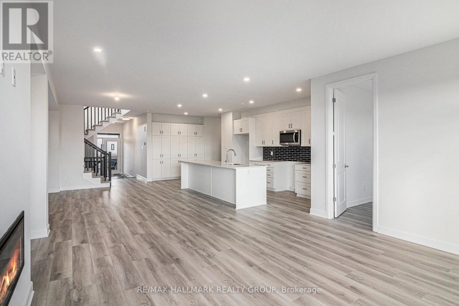 526 Reflection Street, Ottawa, Ontario  K1W 0S8 - Photo 17 - X12611194