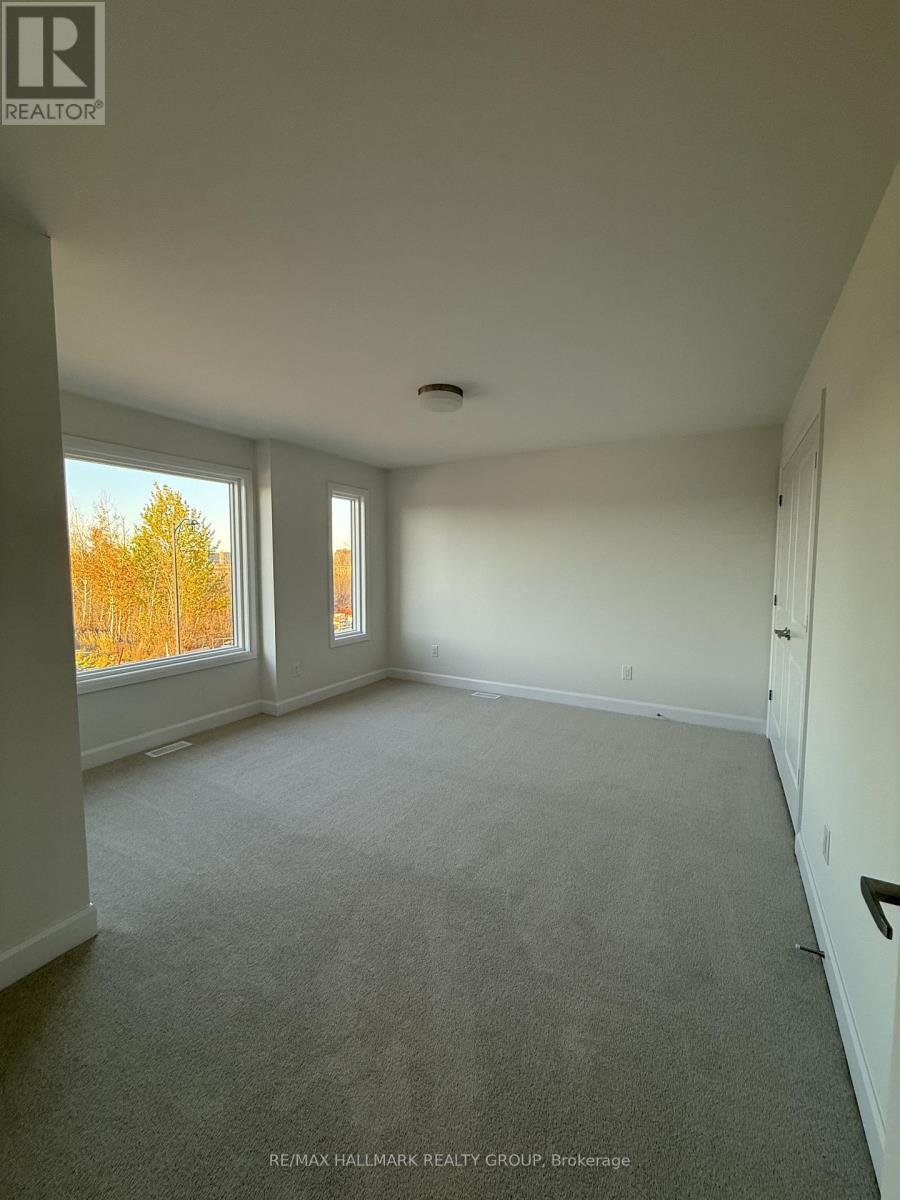 526 Reflection Street, Ottawa, Ontario  K1W 0S8 - Photo 30 - X12611194