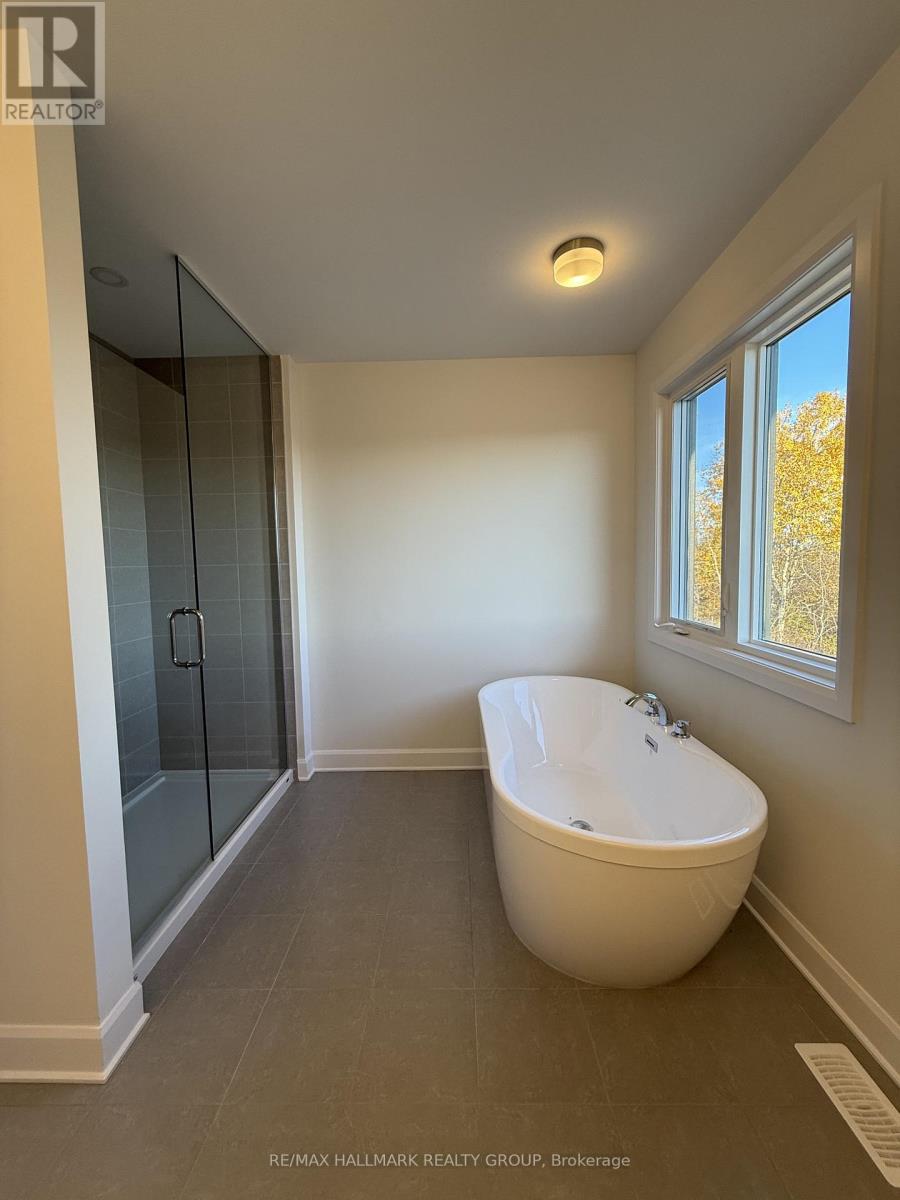 526 Reflection Street, Ottawa, Ontario  K1W 0S8 - Photo 37 - X12611194