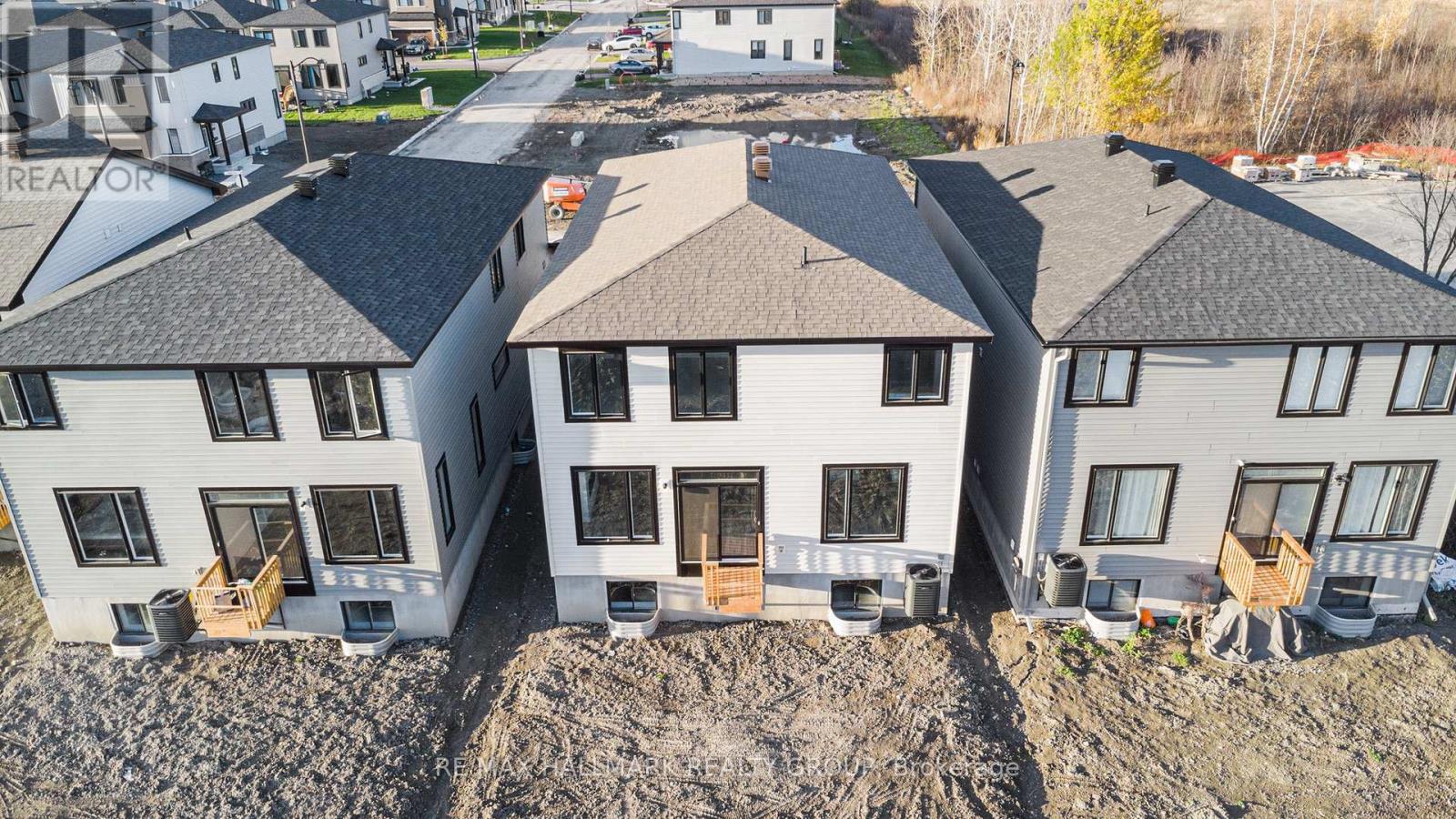 526 Reflection Street, Ottawa, Ontario  K1W 0S8 - Photo 44 - X12611194