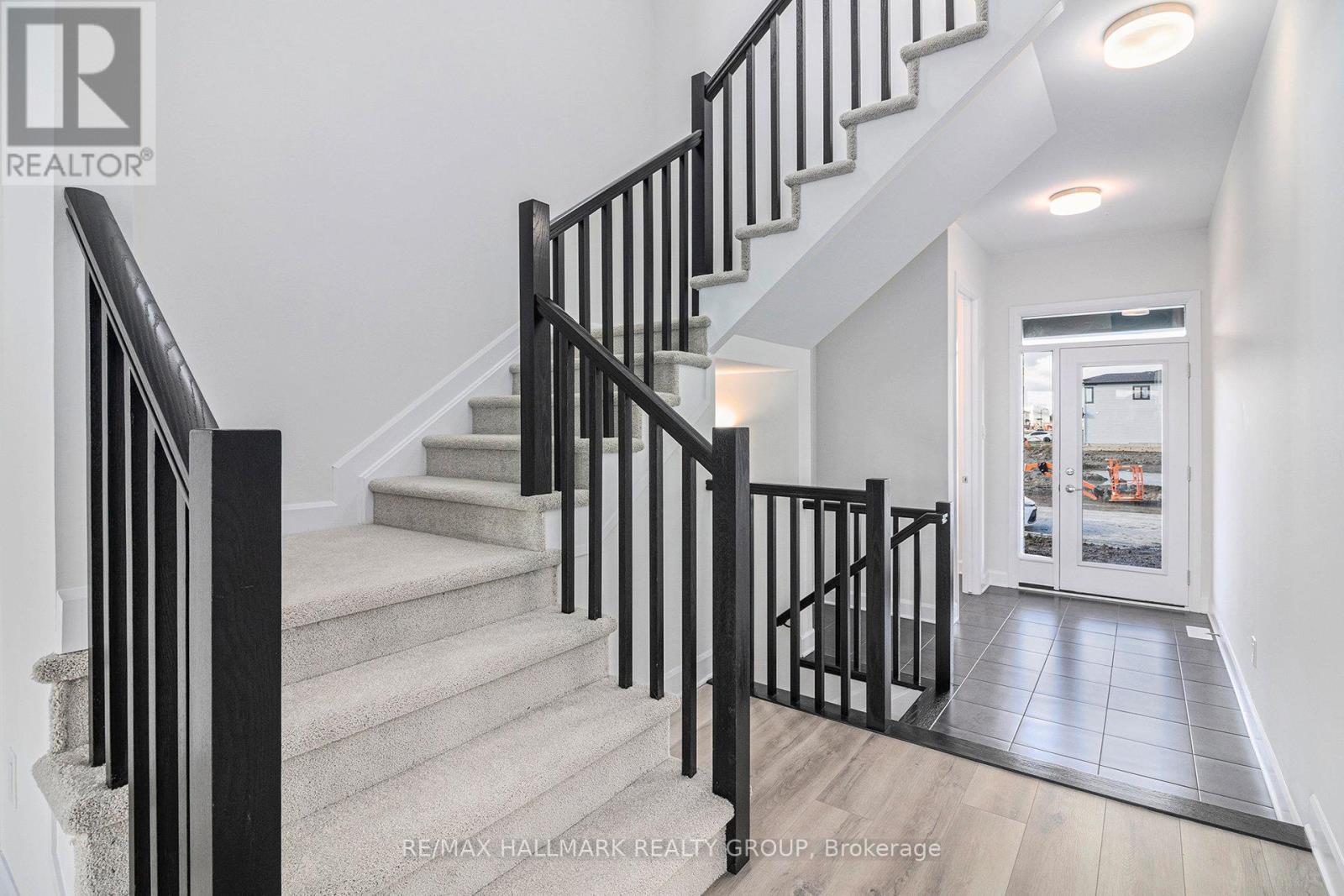 526 Reflection Street, Ottawa, Ontario  K1W 0S8 - Photo 9 - X12611194