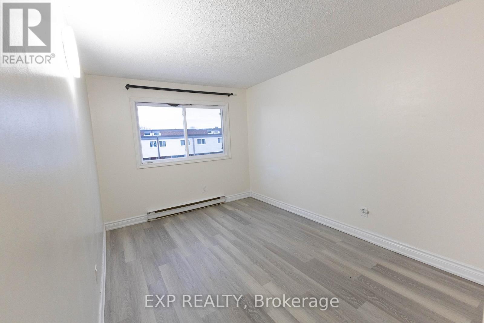 120 - 248 Milestone Crescent, Aurora, Ontario  L4G 3M2 - Photo 10 - N12586674