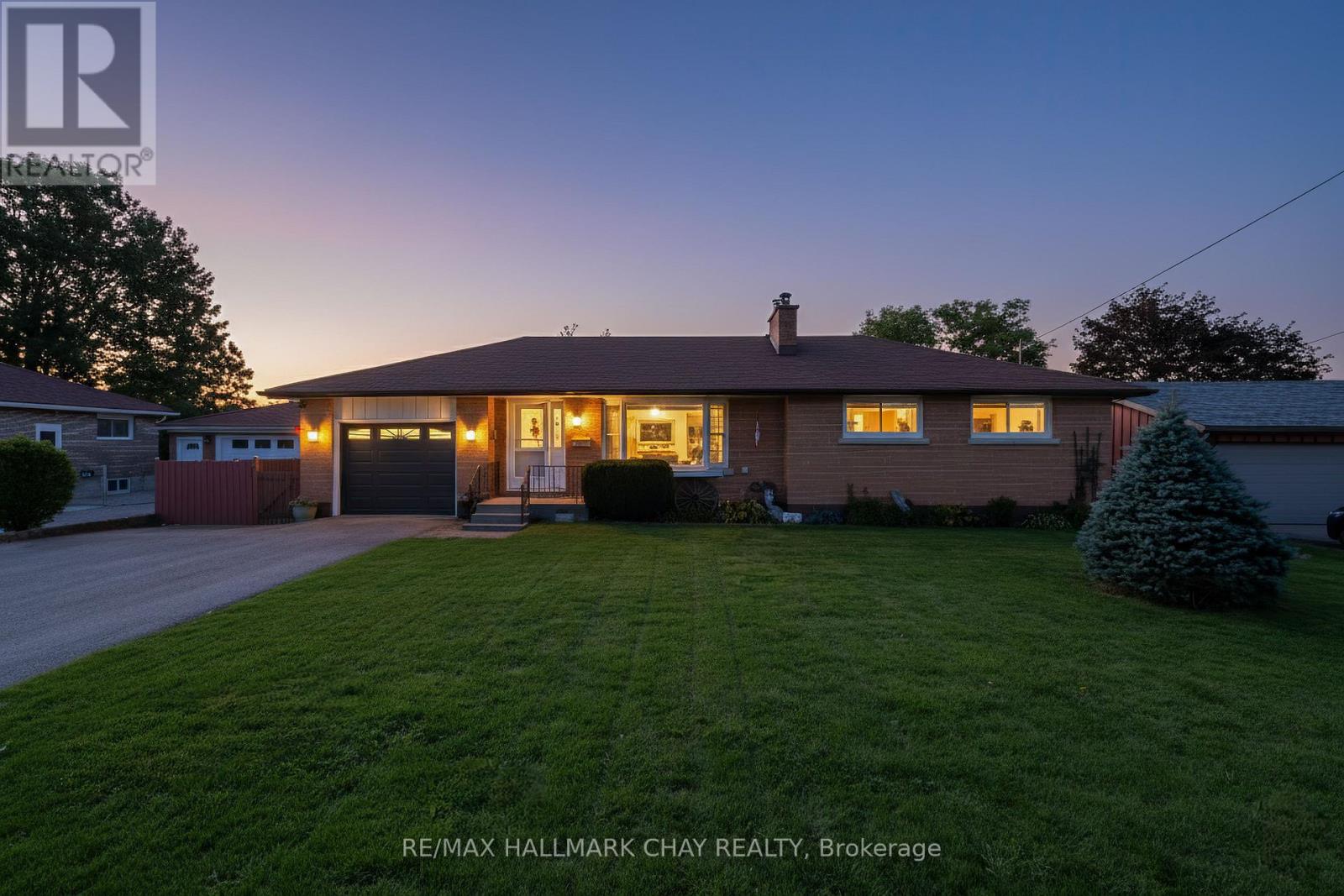 221 Warnica Road, Barrie, Ontario L4N 3Z2 - Photo 35 - S12609284