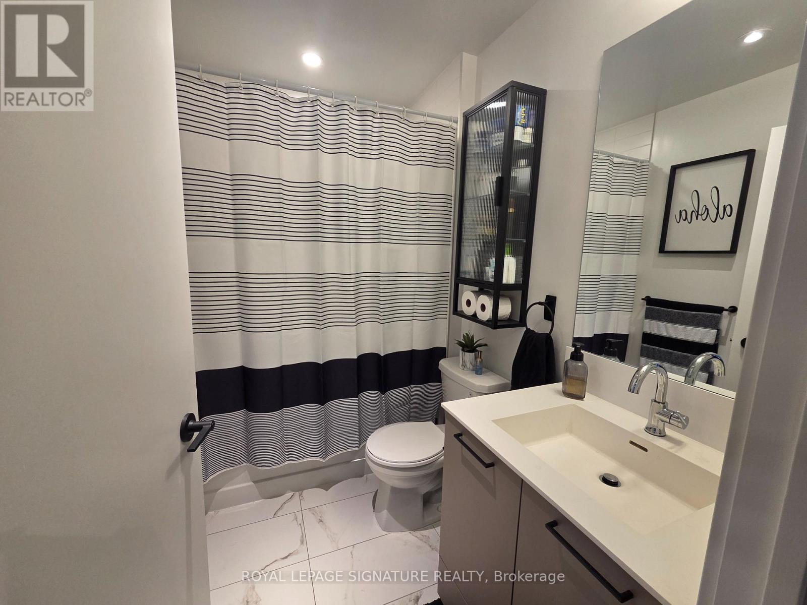 103 - 10 Lagerfeld Drive, Brampton, Ontario L7A 5L3 - Photo 6 - W12540226