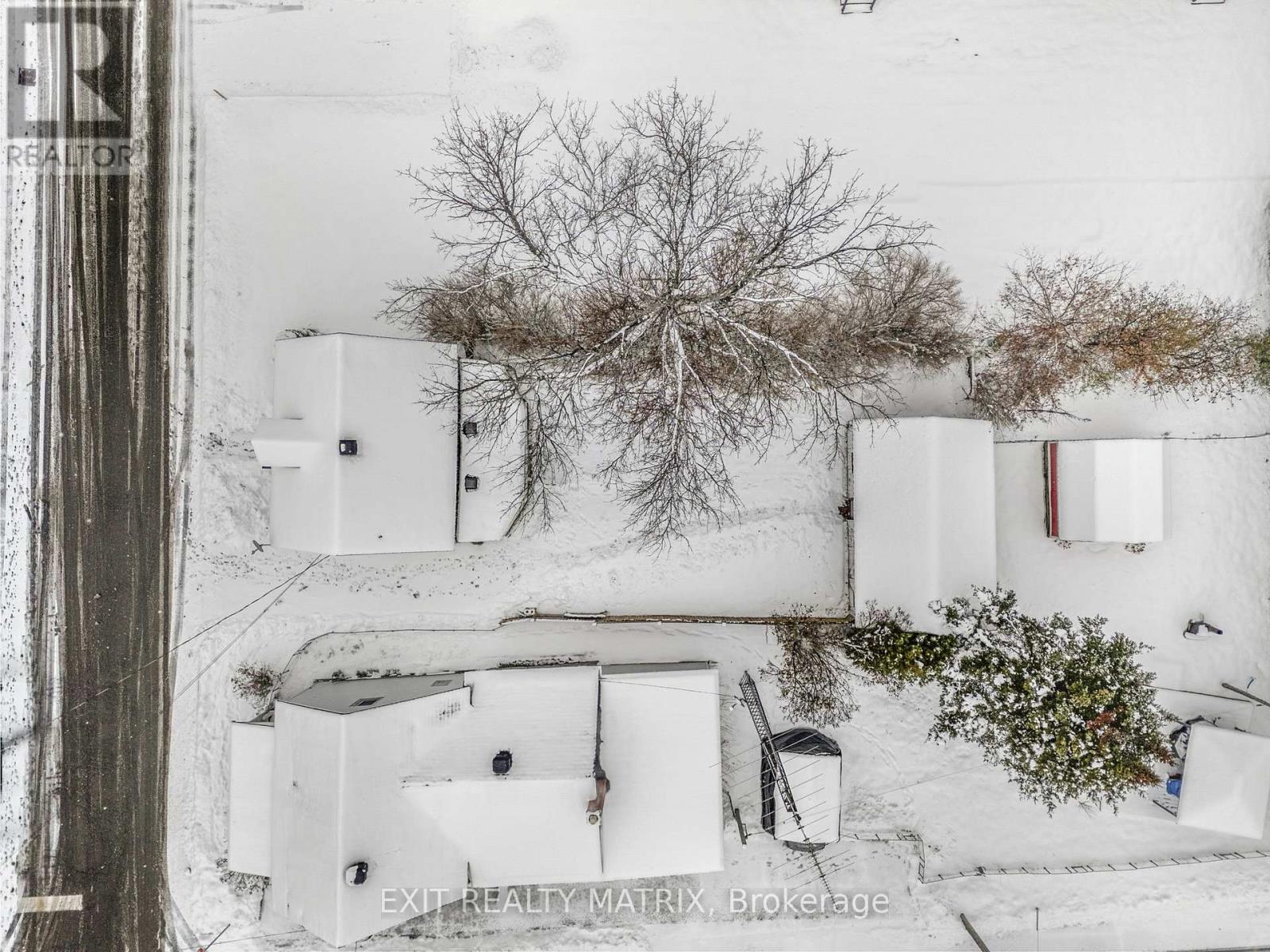 29 Peter Street, Champlain, Ontario K0B 1K0 - Photo 29 - X12541914