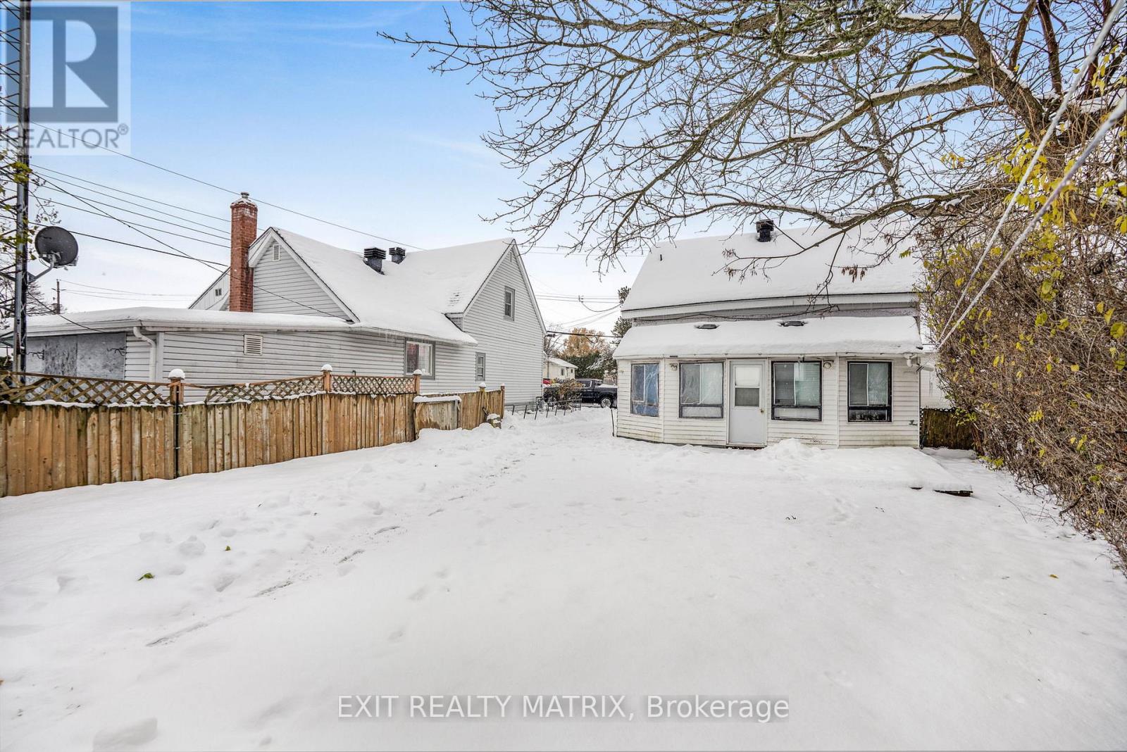 29 Peter Street, Champlain, Ontario K0B 1K0 - Photo 27 - X12541914