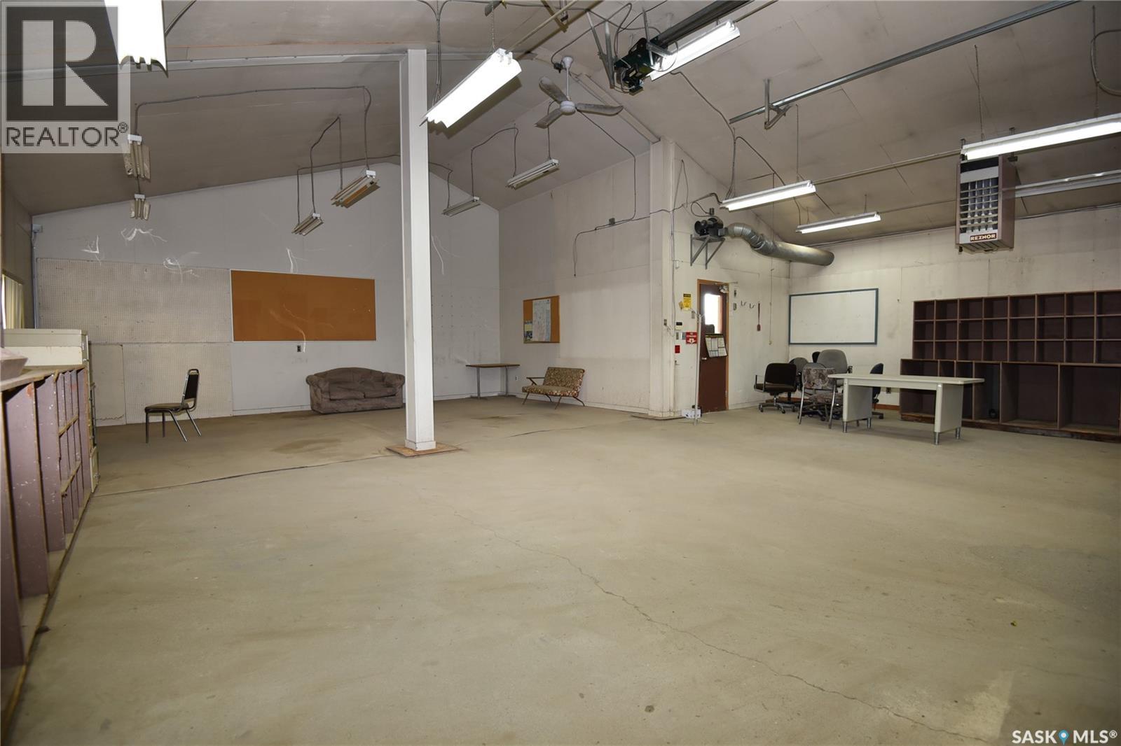 301 1st Avenue E, Nipawin, Saskatchewan  S0E 1E0 - Photo 16 - SK023684