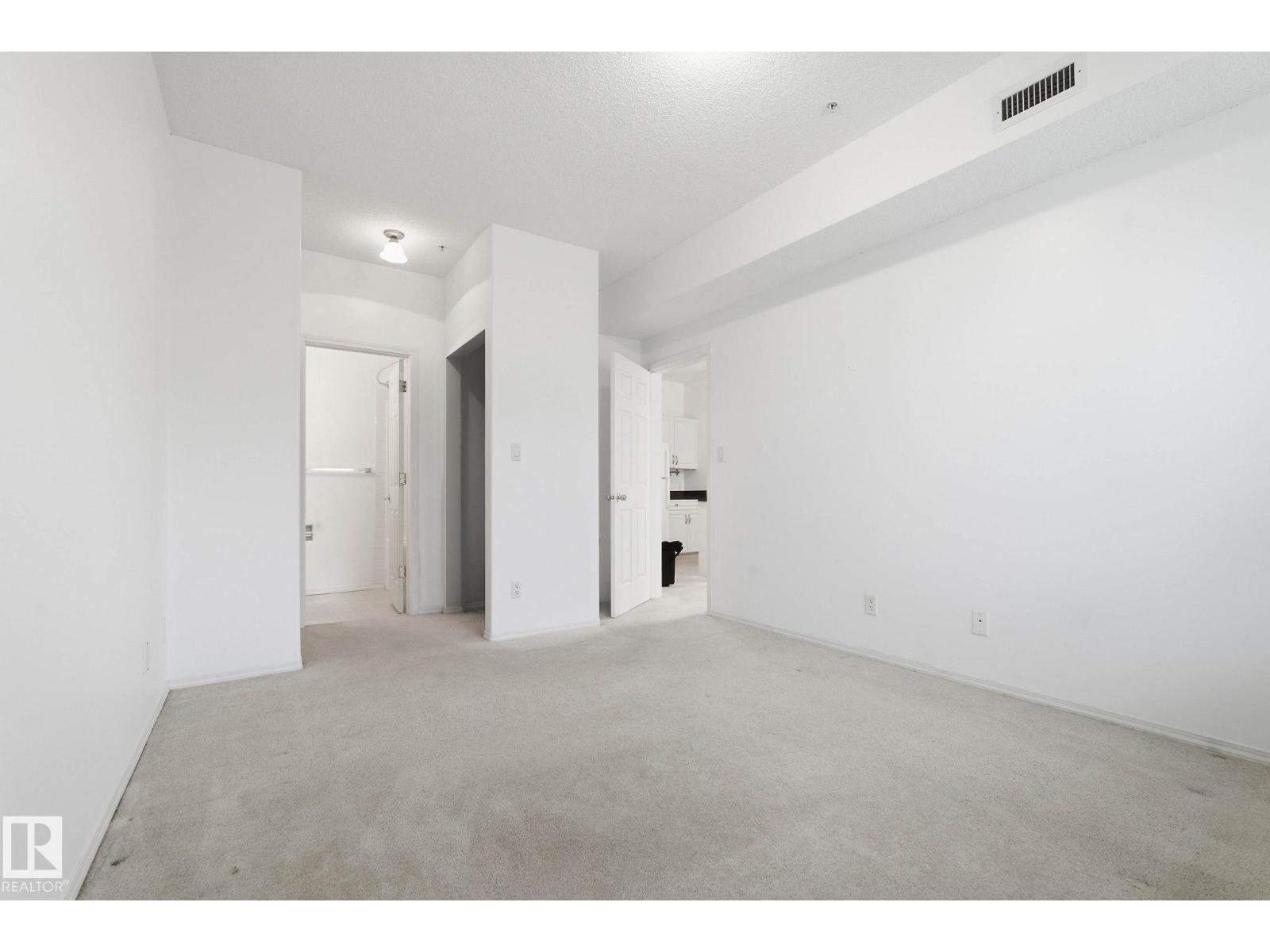 #305 8488 111 St Nw, Edmonton, Alberta  T6G 2V9 - Photo 15 - E4467724