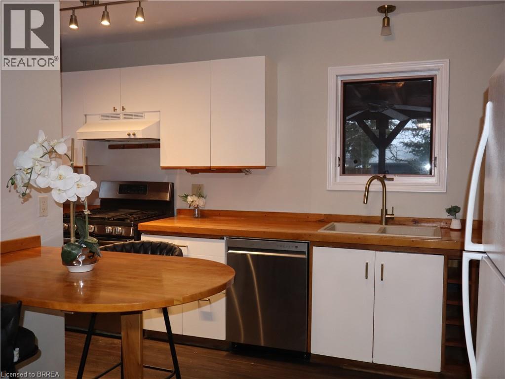 117 Queensway Drive, Brantford, Ontario  N3R 4X1 - Photo 8 - 40792708